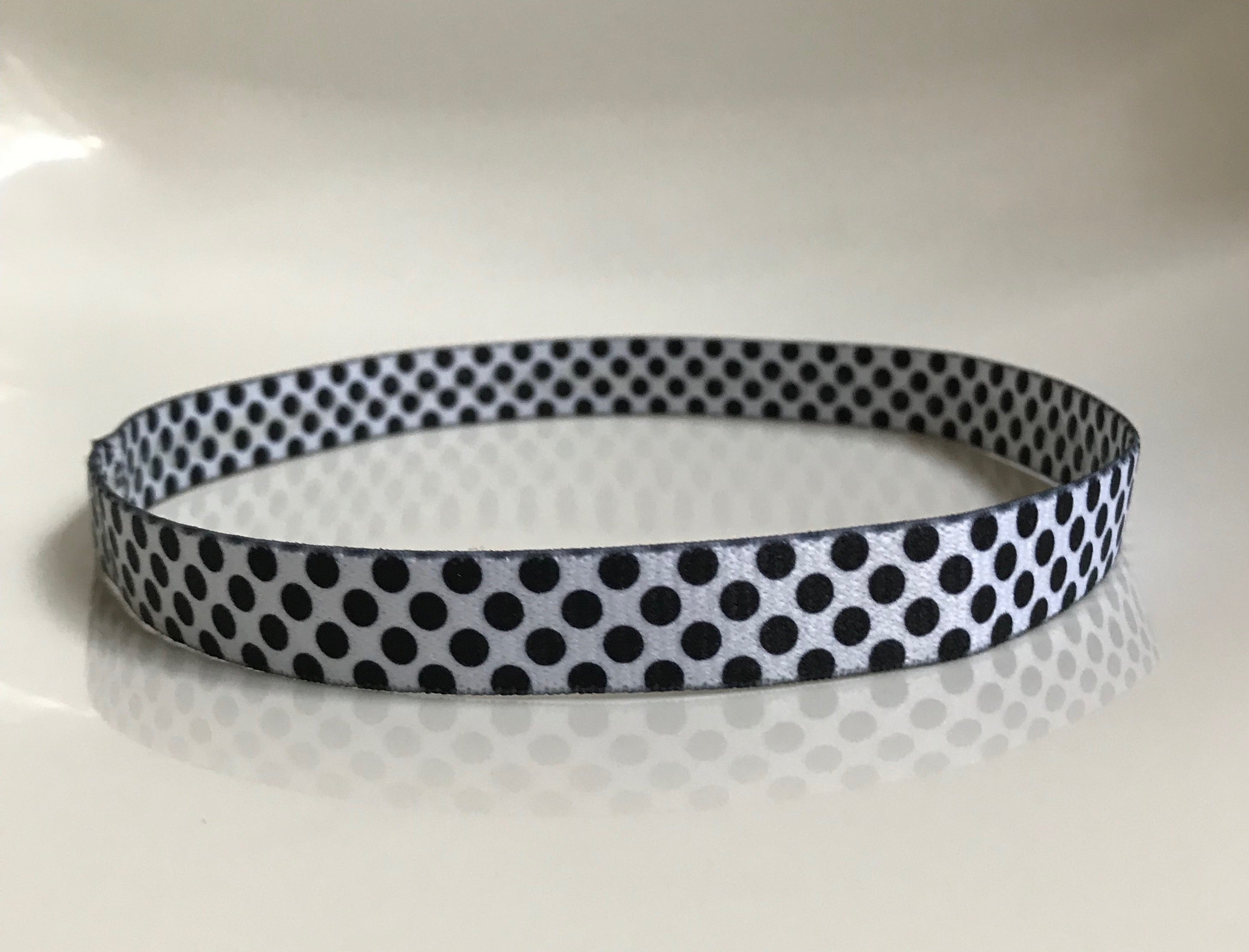 Black and White Cricket Headband for Women & Men - Breathable Sports Headband for Running, Tennis, Workout & Outdoor Activities