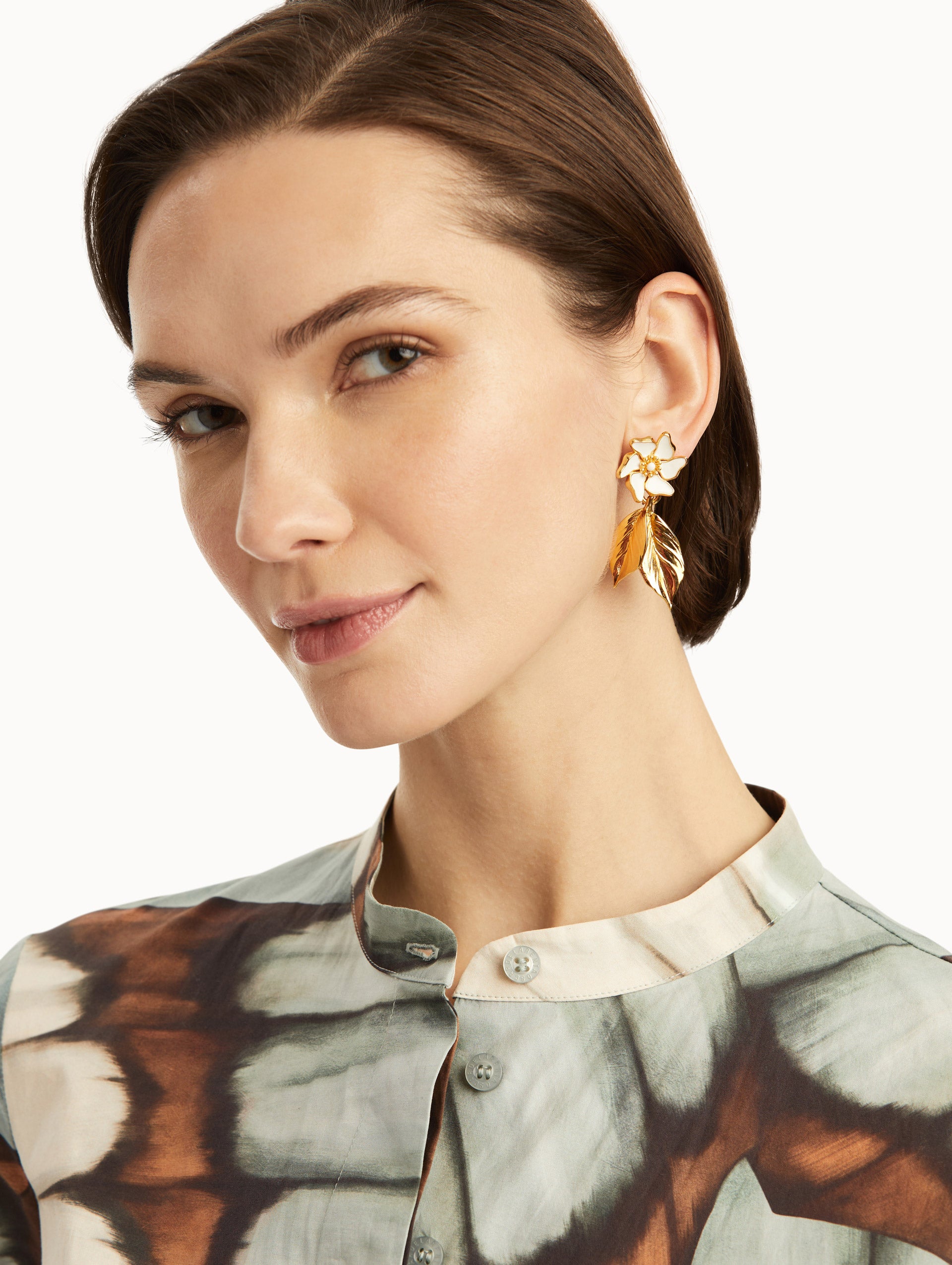 Cherry Blossom Enamel Leaf Earrings - Japanese Style Floral Dangle Earrings for Women, Spring & Summer Fashion Jewelry Gift - Perfect for Weddings, Parties & Everyday Wear