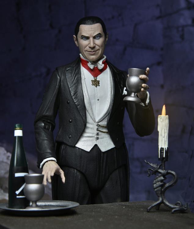 Universal Monsters Ultimate Dracula (Transylvania) Action Figure - Collectible Horror Movie Character for Halloween Decor & Display
