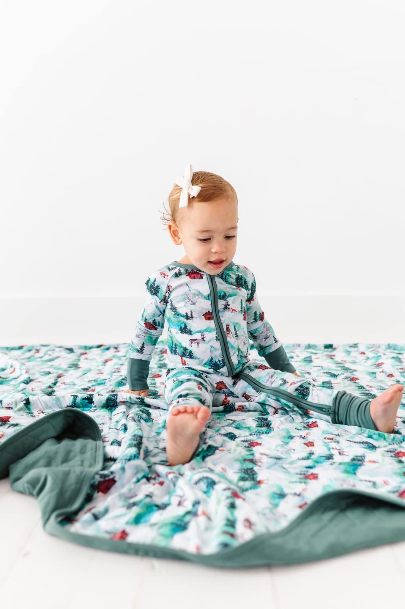 Alpine Peaks Zip Romper for Baby - Soft & Comfortable One-Piece Outfit for Boys & Girls - Perfect for Playtime, Outings & Photo Shoots