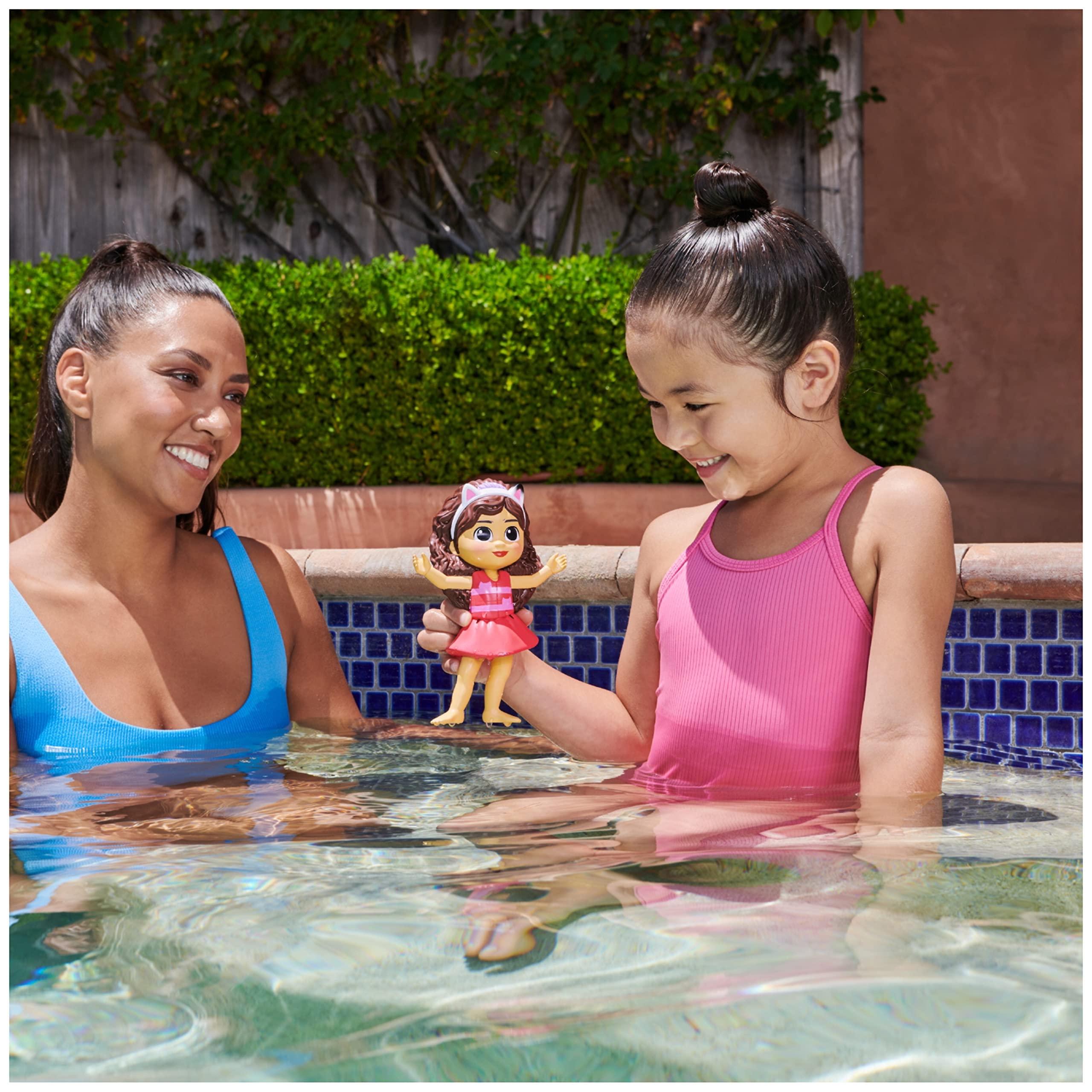 SwimWays Gabby’s Dollhouse Floatin' Figures - Fun Kids Pool Toys, Swimming Pool Accessories & Water Play Set for Ages 3+ - Perfect for Birthday Parties, Summer Pool Fun & Outdoor Water Games