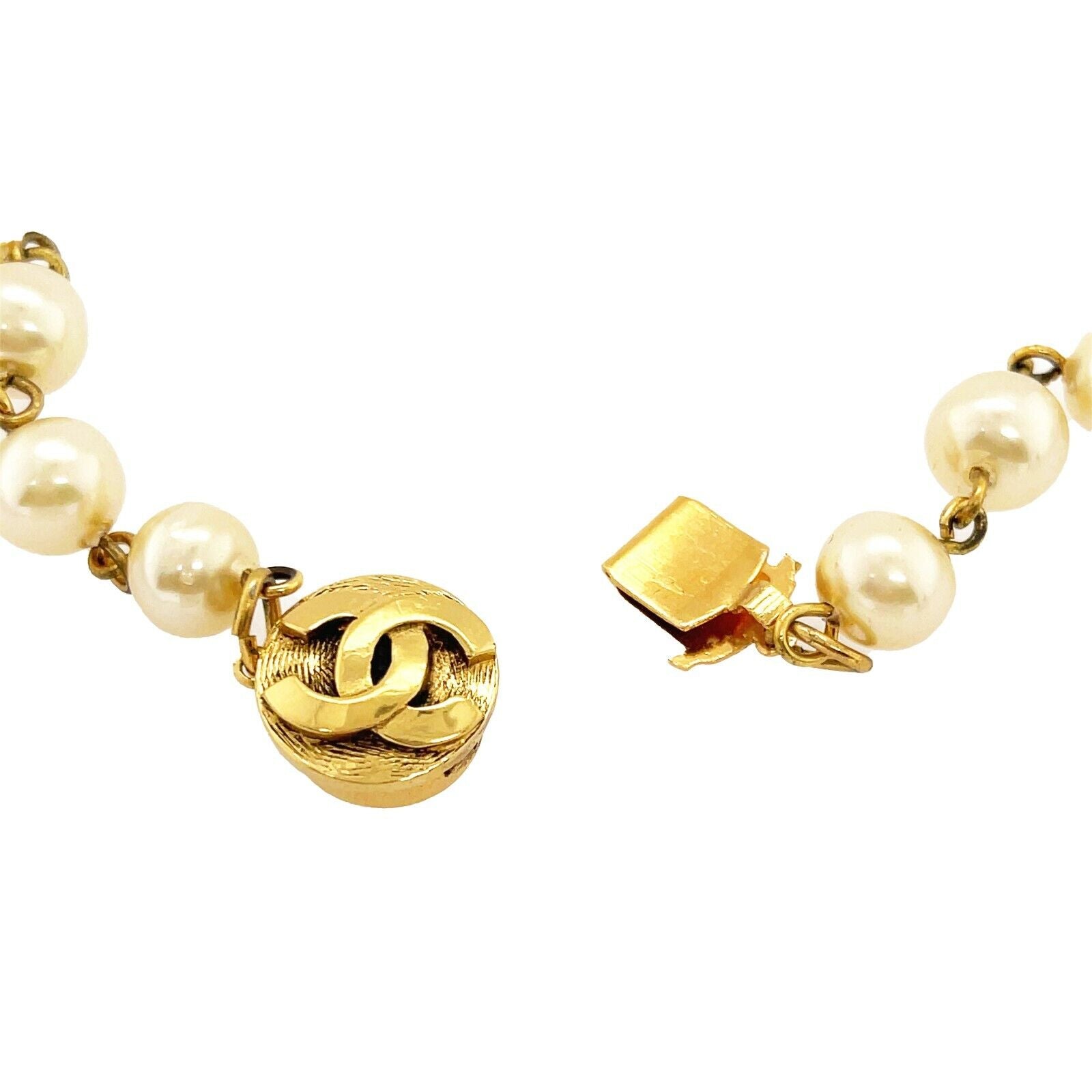 Vintage CHANEL CC Logo Medallion Pearl Necklace - Gold Tone Faux Pearl Pendant Jewelry for Women | Elegant Gift for Birthday, Anniversary & Special Occasions