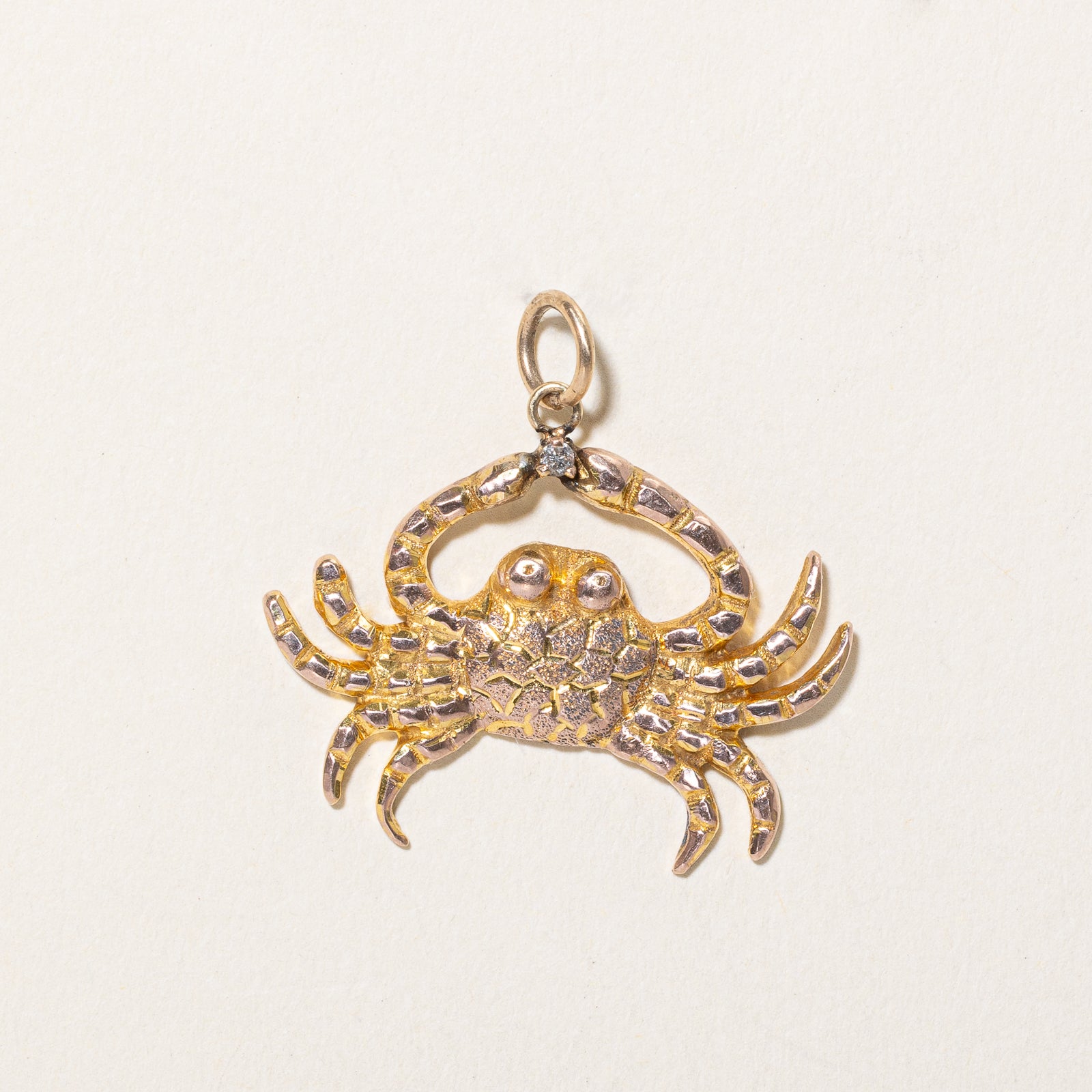0.015ct Diamond Crab Pendant Necklace - Elegant 14K Gold Crab Charm Jewelry for Women - Perfect Gift for Birthdays, Anniversaries & Beach Vacations