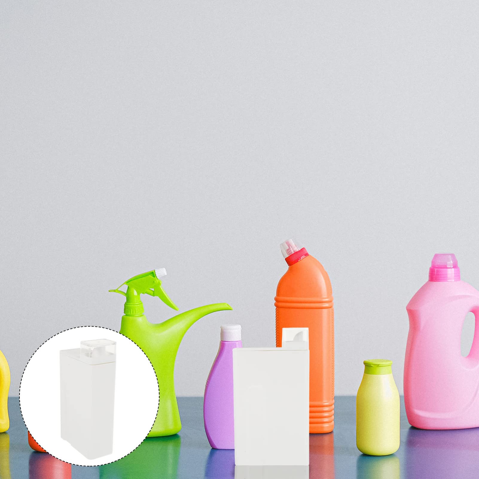 Refillable Laundry Detergent Dispenser Bottle - Empty Shampoo & Lotion Container for Bathroom & Laundry Room Organization - Perfect for Liquid Soap, Shower Gel & Cleaning Supplies Storage