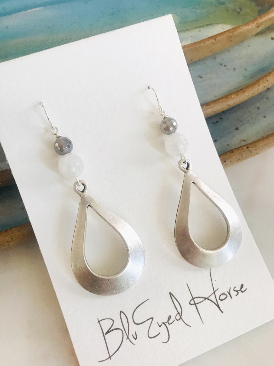 Elegant Ice Water Drop Earrings for Women - Dangle Crystal Earrings for Party, Wedding & Evening Wear - Hypoallergenic & Lightweight Fashion Jewelry