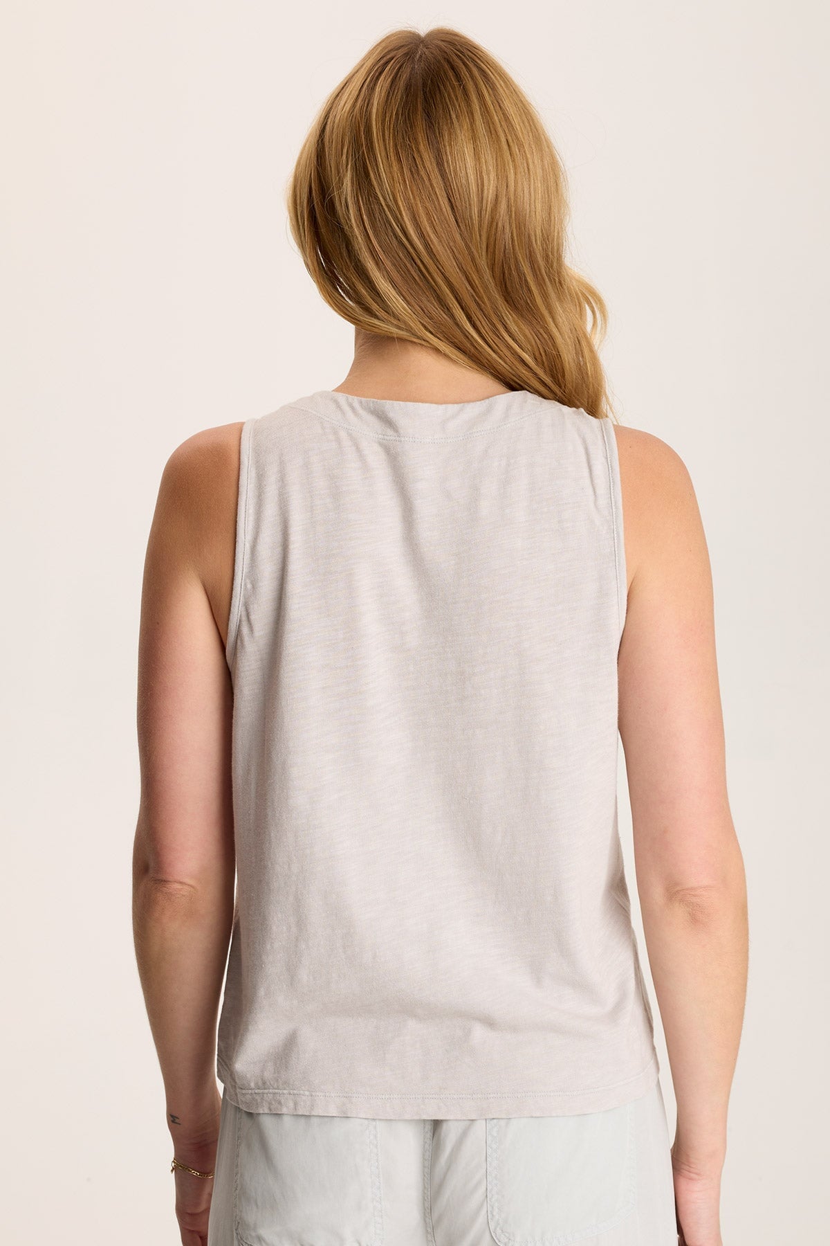 Quan Twill Embroidered Tank Top for Women - Breathable Summer Sleeveless Shirt - Casual & Athletic Wear for Gym, Yoga, and Outdoor Activities