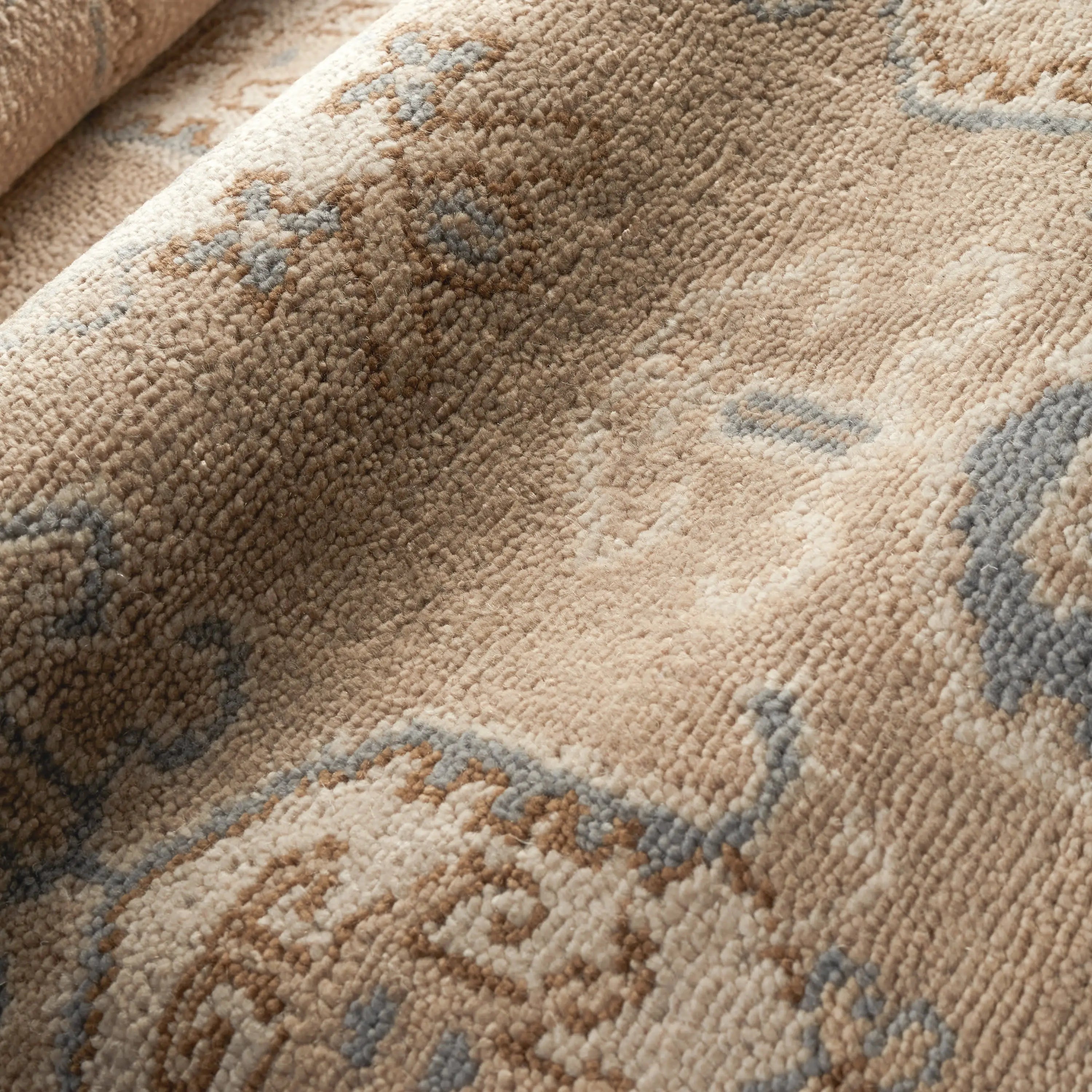 Dash & Albert Ashby Taupe Hand Knotted Wool Rug - Soft & Durable Area Rug for Living Room, Bedroom & Office - Perfect for Home Decor & Cozy Spaces