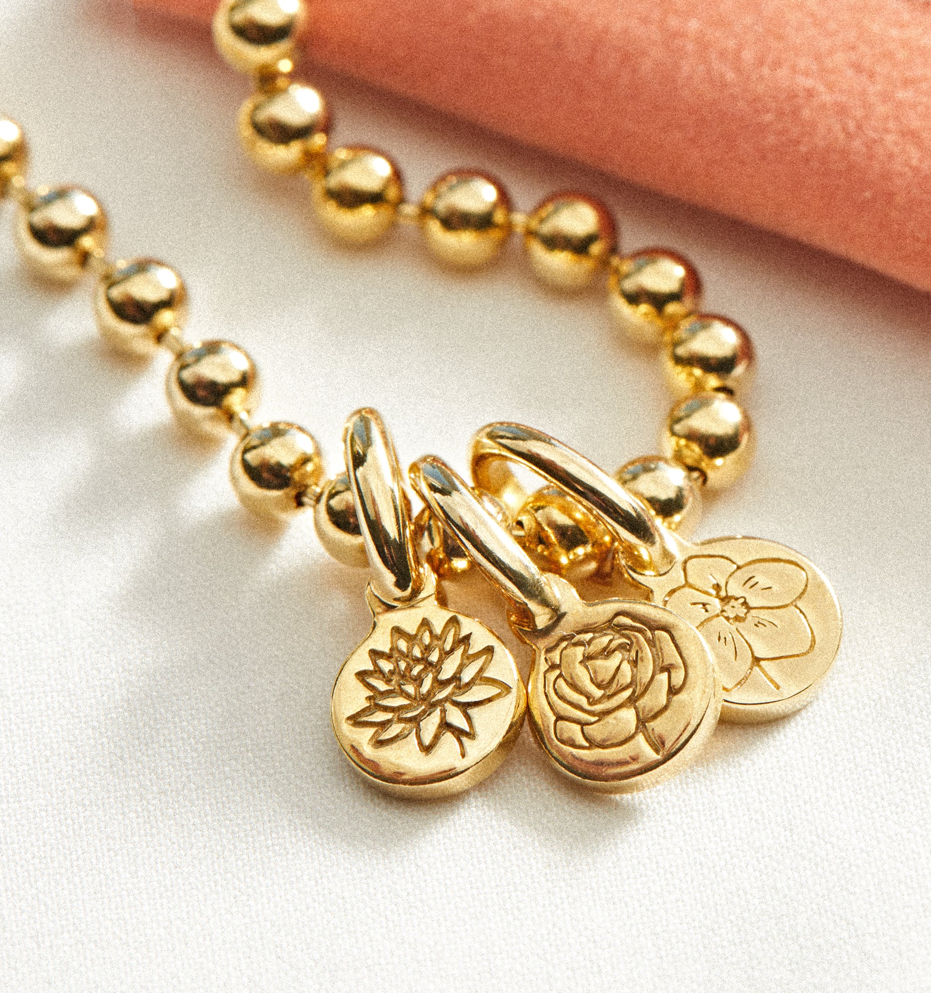 Poppy Bracelet - August Birthstone Charm Bangle for Women | Elegant Floral Beaded Jewelry Gift for Birthday, Anniversary & Everyday Wear