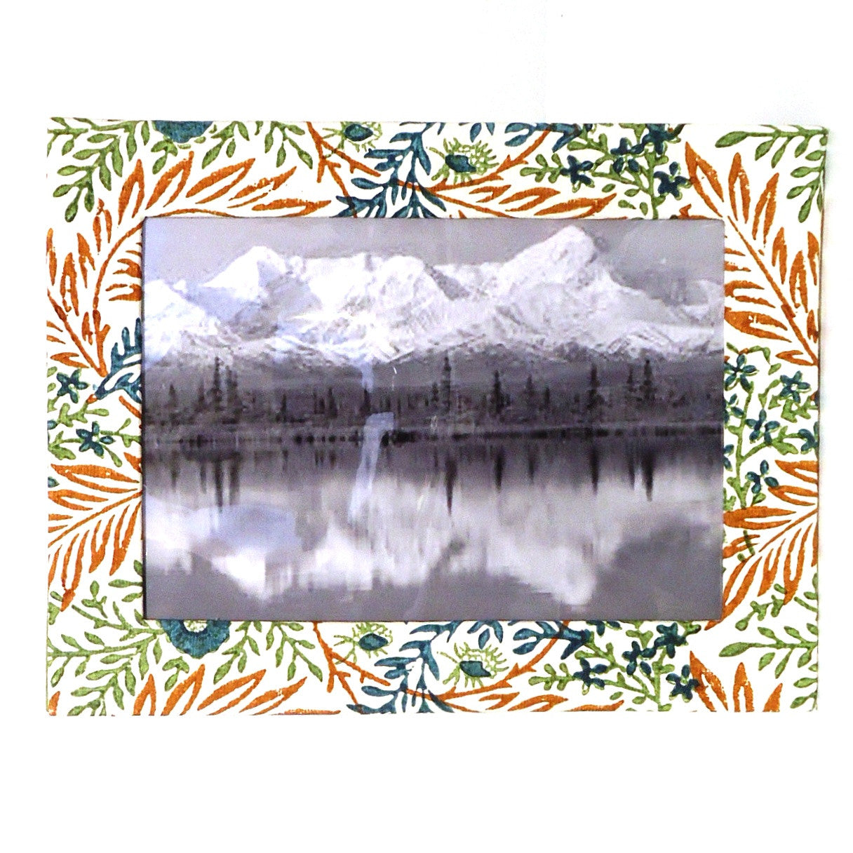 Handmade Paper Picture Frame - Eco-Friendly Custom Photo Display for Wall & Tabletop Decor - Perfect for Home, Office & Gift Giving