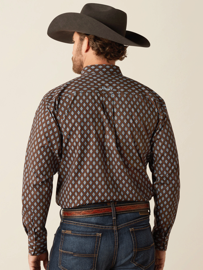 Ariat Men's Team Oak Classic Fit Shirt - Brown Long Sleeve Western Work Shirt for Ranch, Rodeo & Outdoor Activities