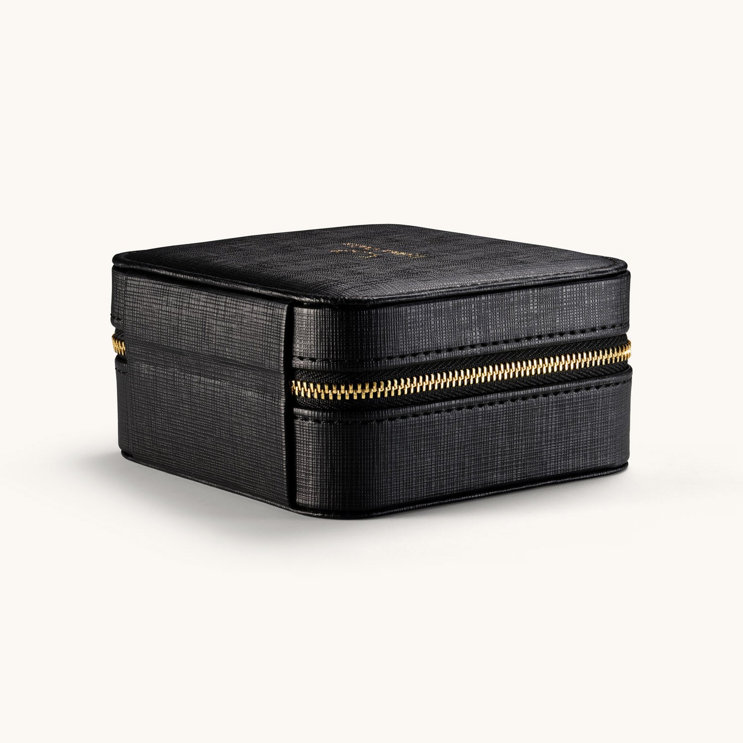 Stylish Jewelry Case for Women - Elegant Travel & Home Storage Organizer - Perfect for Necklaces, Rings & Earrings
