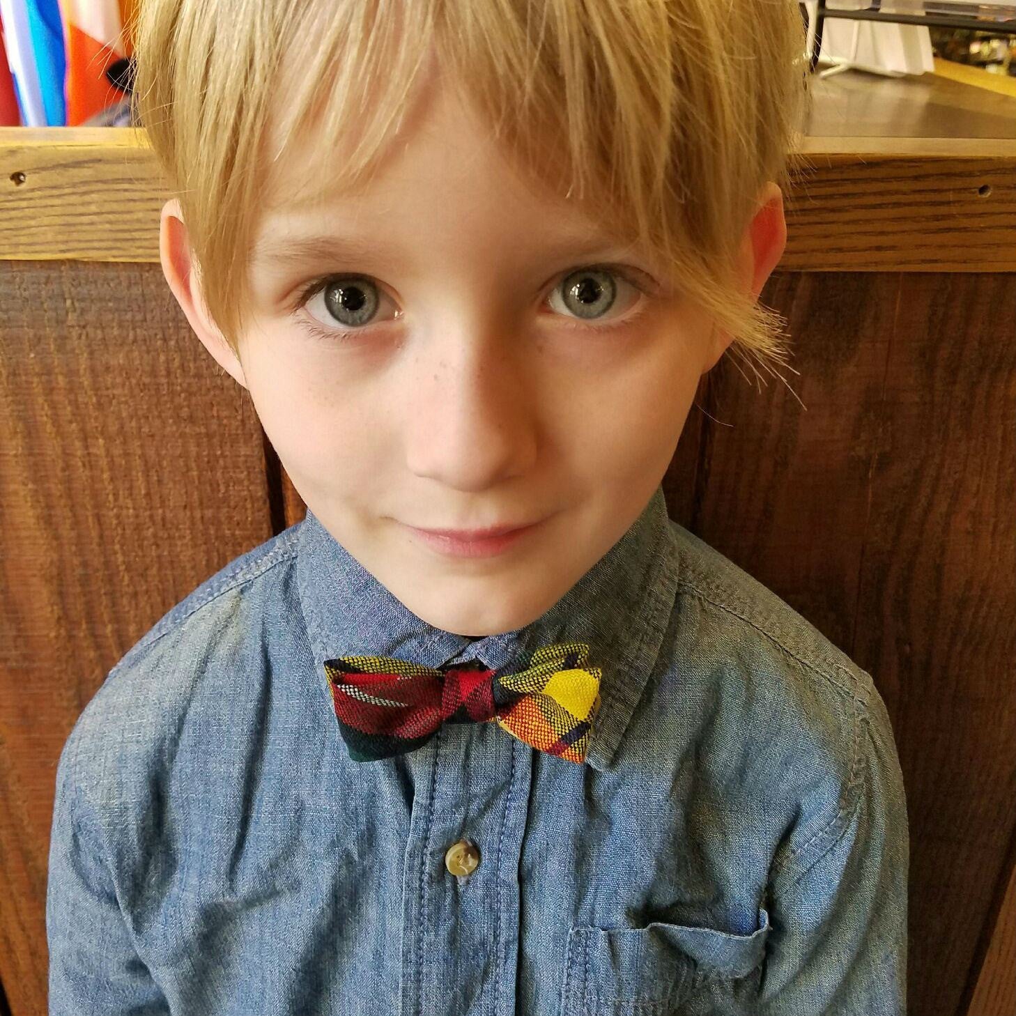 Boys' Wool Tartan Bow Ties for Kids - Classic Scottish Plaid Neckwear for Formal Events, Weddings & School Uniforms
