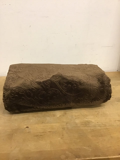 Luxury Brown Velour Throw Blanket - Soft & Cozy Plush Fleece for Couch, Bed, Sofa - Perfect for Winter, Gifts, Home Decor & Relaxation
