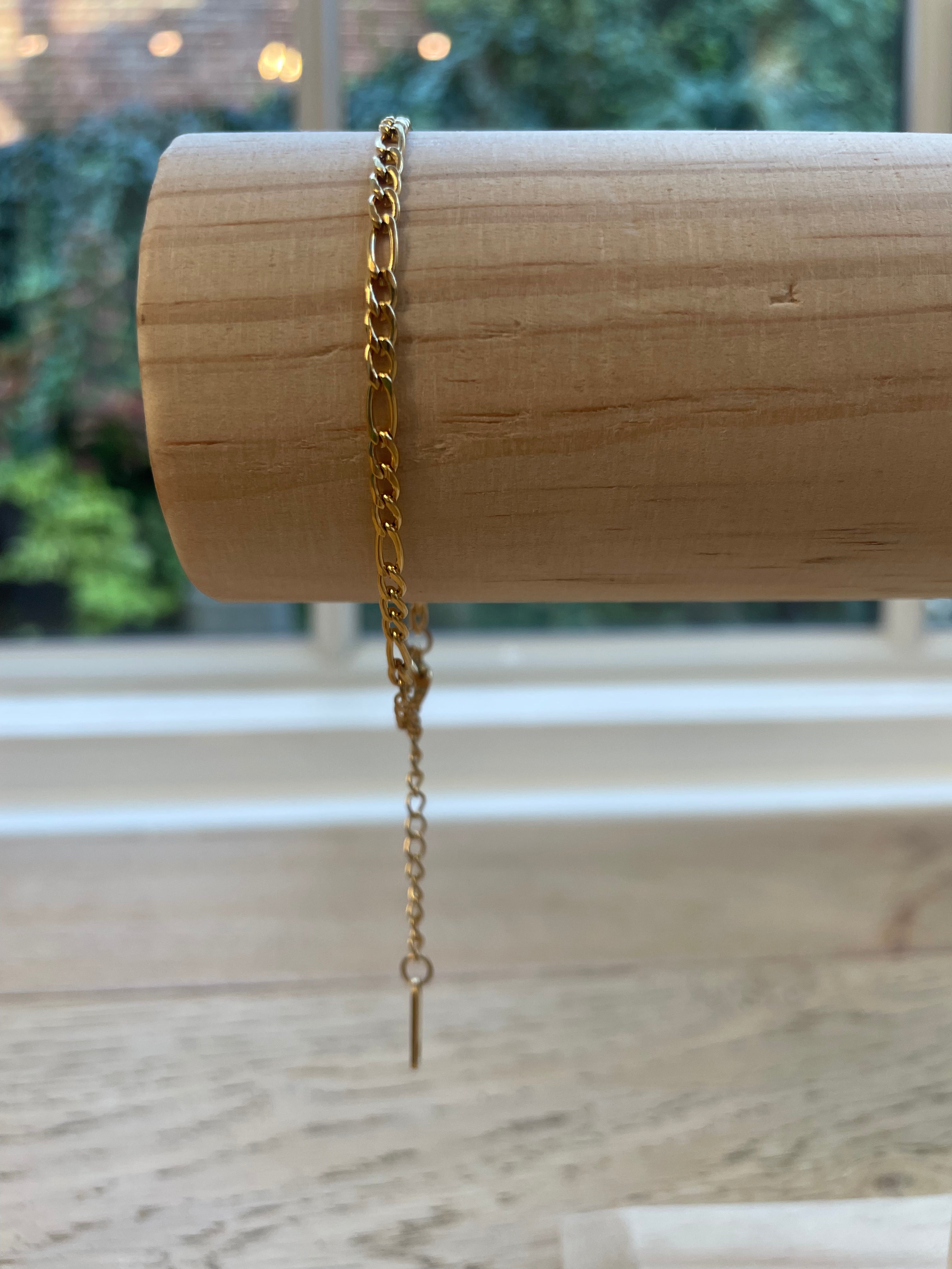 Nina Elegant Dainty Bracelet for Women - Minimalist Gold Plated Chain Bracelet | Perfect for Everyday Wear, Gift Giving & Special Occasions