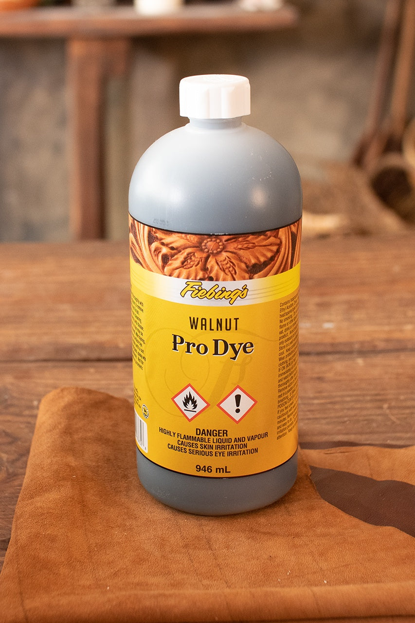 Fiebing's Professional Leather Oil Dye - 946 ml (32 oz) Walnut Brown - Perfect for Leathercraft, Shoe Repair & DIY Projects