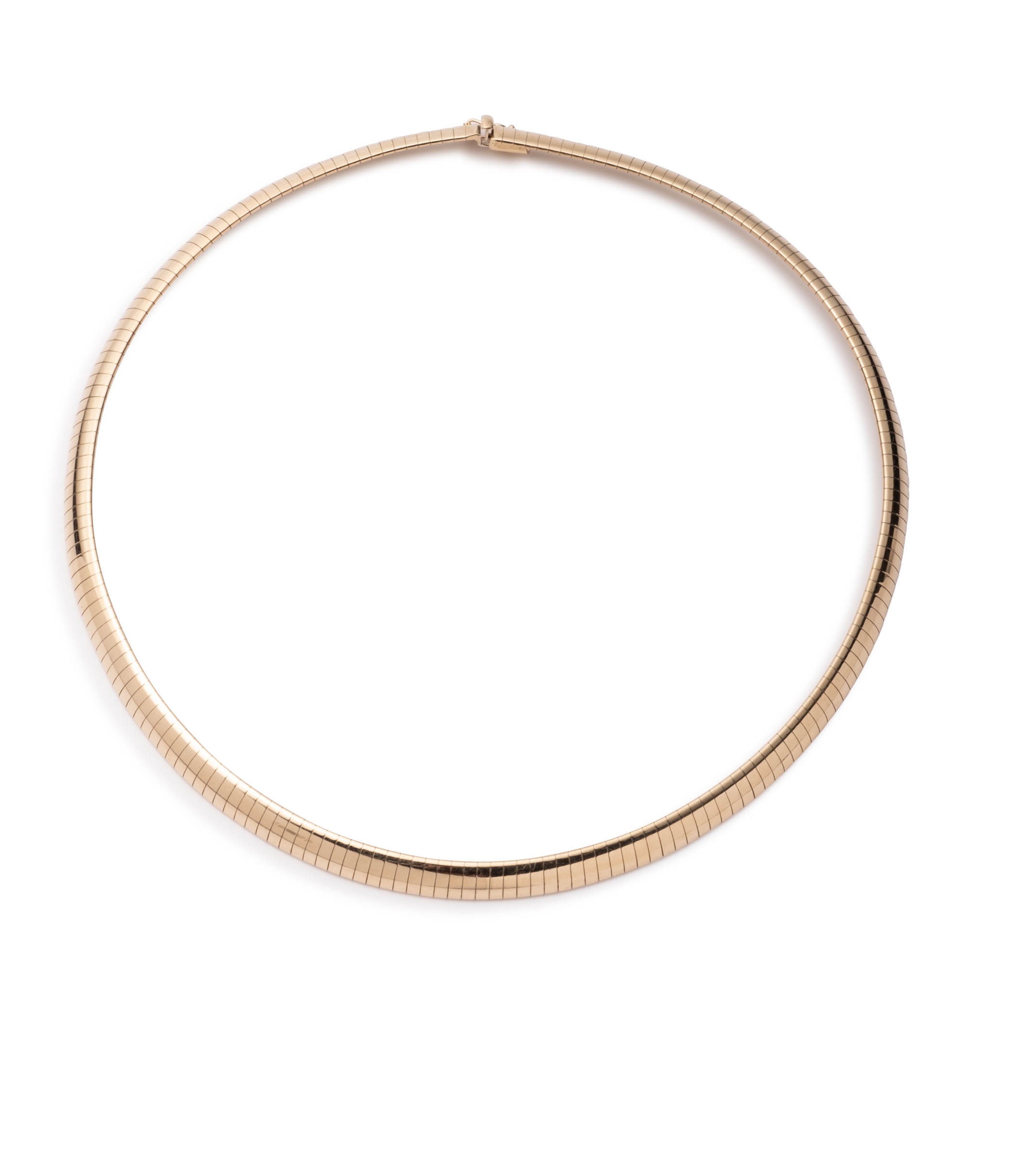 Elegant Medium Sleek Collar Necklace for Women - Minimalist Chic Jewelry for Everyday Wear & Special Occasions