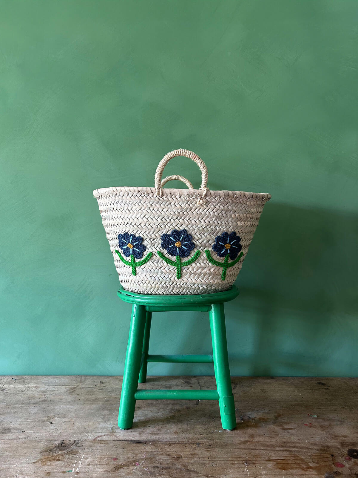 Hand Embroidered Daisy Market Basket - Cotton Woven Storage Basket for Picnic, Grocery Shopping & Home Decor (Beige, Large)