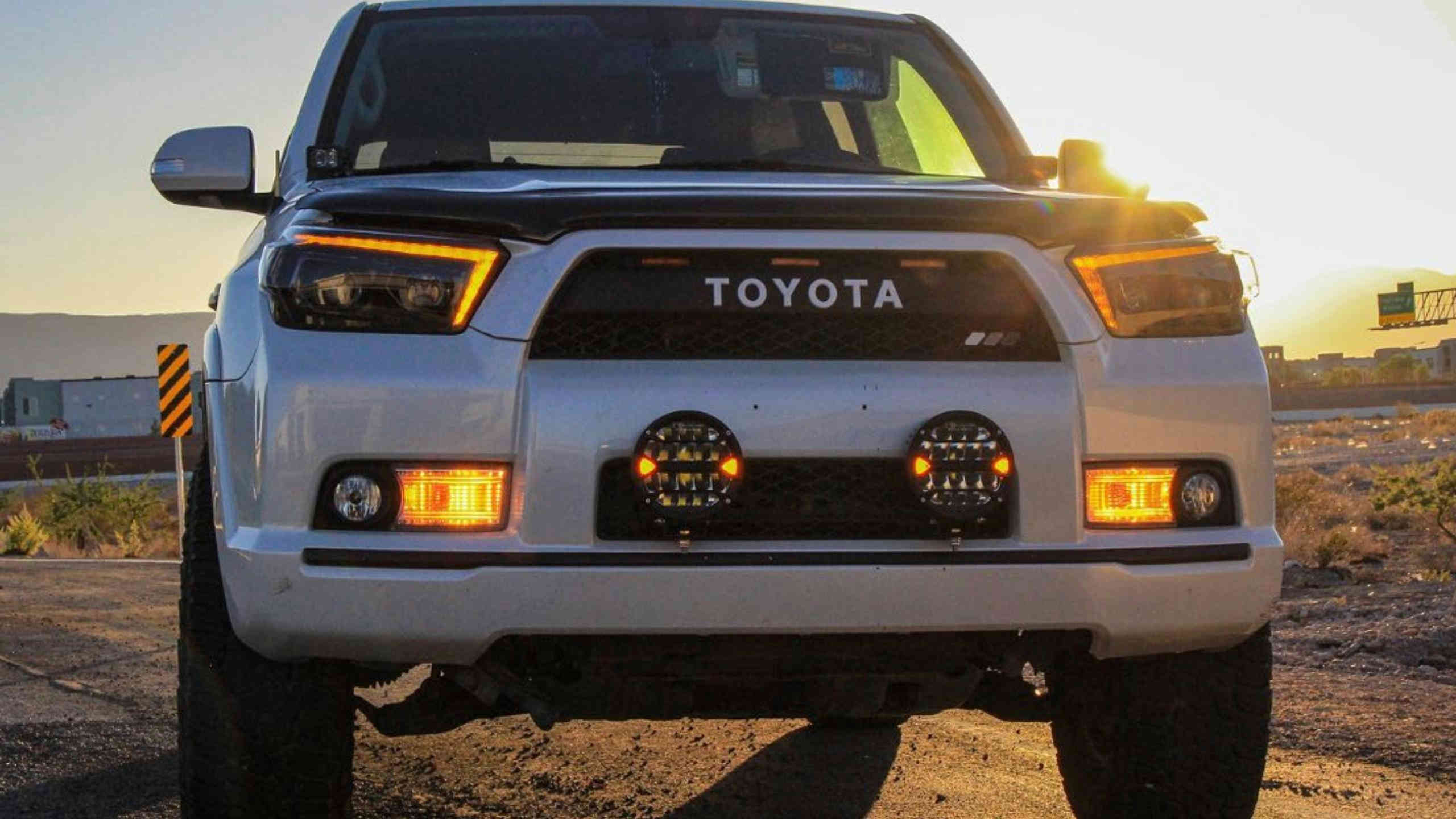 240W 7-Inch 24000LM Offroad LED Light Bar for Jeep, Truck, SUV, Pickup - High-Intensity Driving Lights for Bumper, Roof, or Grill Mounting - Perfect for Off-Roading, Night Driving, and Adventure