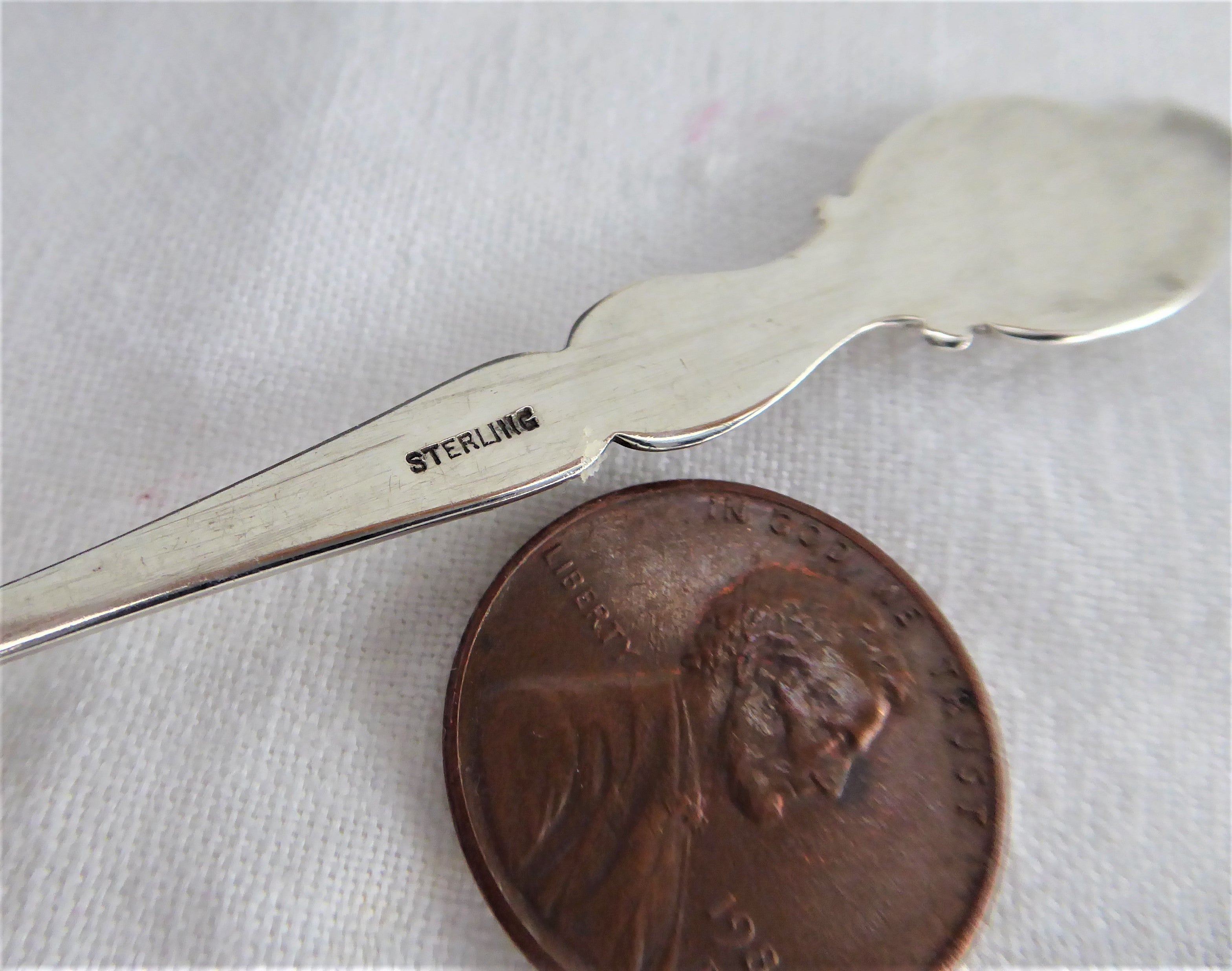 Antique Victorian Sterling Silver Souvenir Spoon - Sacramento California 1890s with Embossed Gold Wash Bowl | Collectible Silverware, Perfect for Display, Gift Giving & Historical Collections