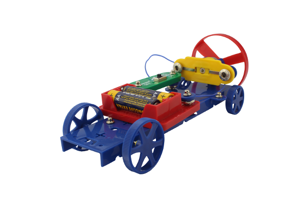 Heebie Jeebies Helica Clip Circuit Electronic Car Kit - STEM Educational Toy for Kids Ages 8-12 | Build Your Own RC Car with Snap Circuits | Perfect for Science Projects & Hands-On Learning