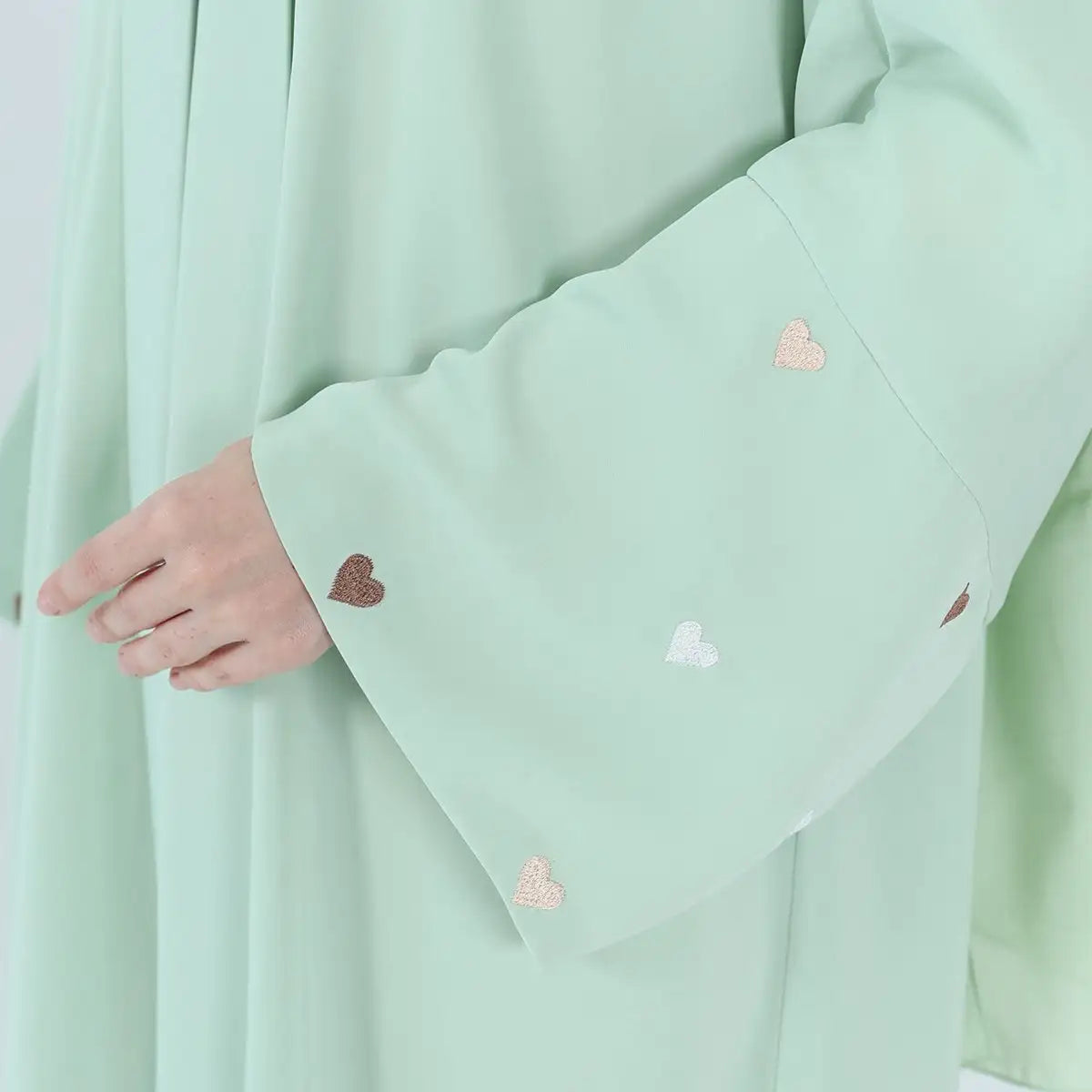 Elegant Heart Embroidery Muslim Women's Nida Cardigan Open Abaya Dress - Perfect for Prayer, Eid, and Special Occasions