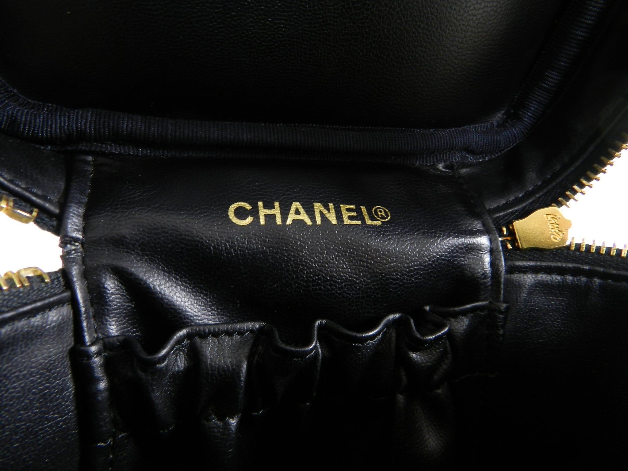 Vintage Chanel 1994 Caviar Leather CC Logo Vanity Travel Case Bag - Luxury Cosmetic Organizer for Travel, Parties & Special Occasions
