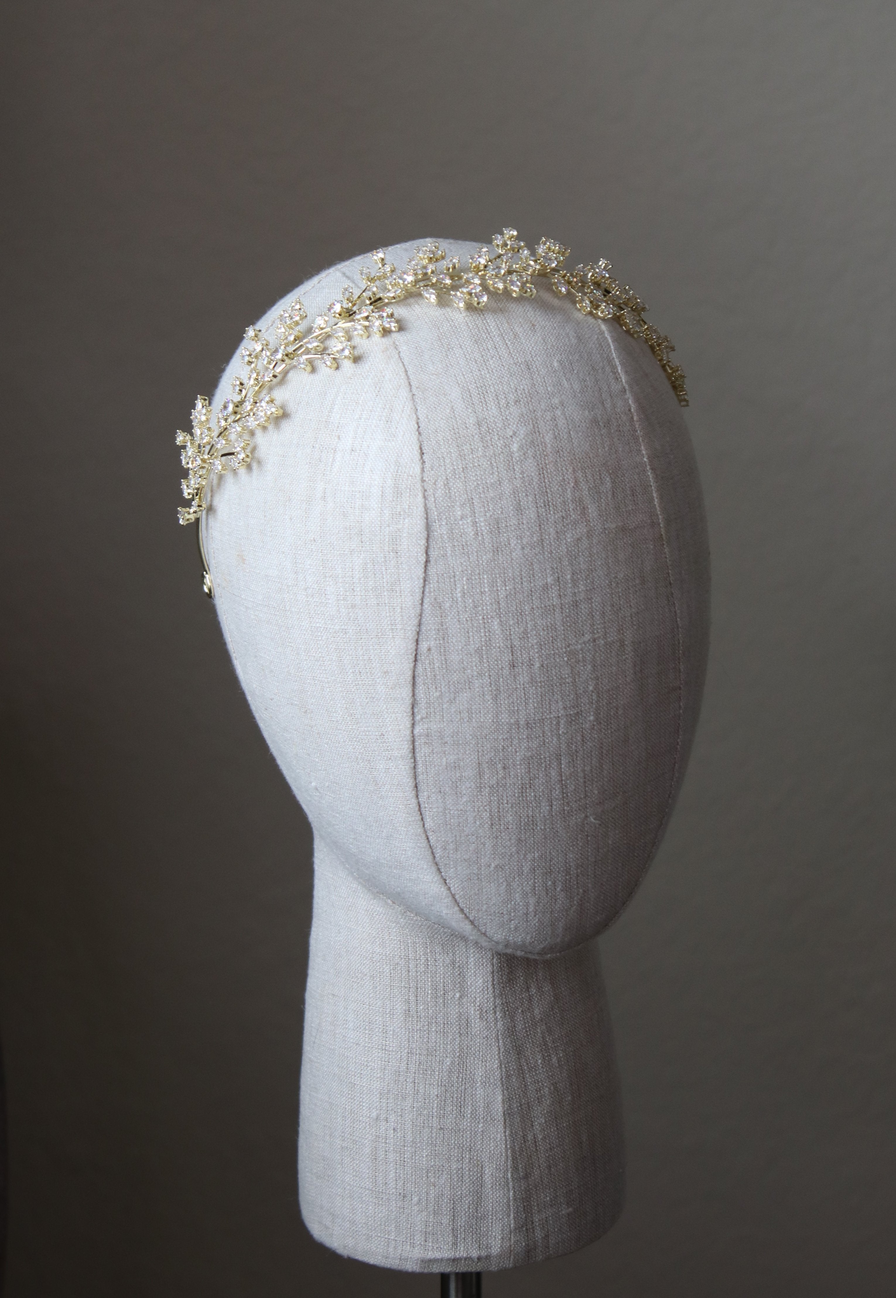 FABRICE Simulated Diamond Bridal Headpiece - Elegant Wedding Hair Accessory for Brides, Bridesmaids & Prom | Perfect for Weddings, Formal Events & Special Occasions