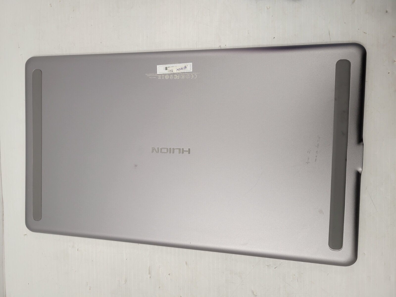 Huion Kamvas Pro 16 GT-156 Graphics Drawing Tablet with Pen Display - Perfect for Digital Art, Animation & Graphic Design