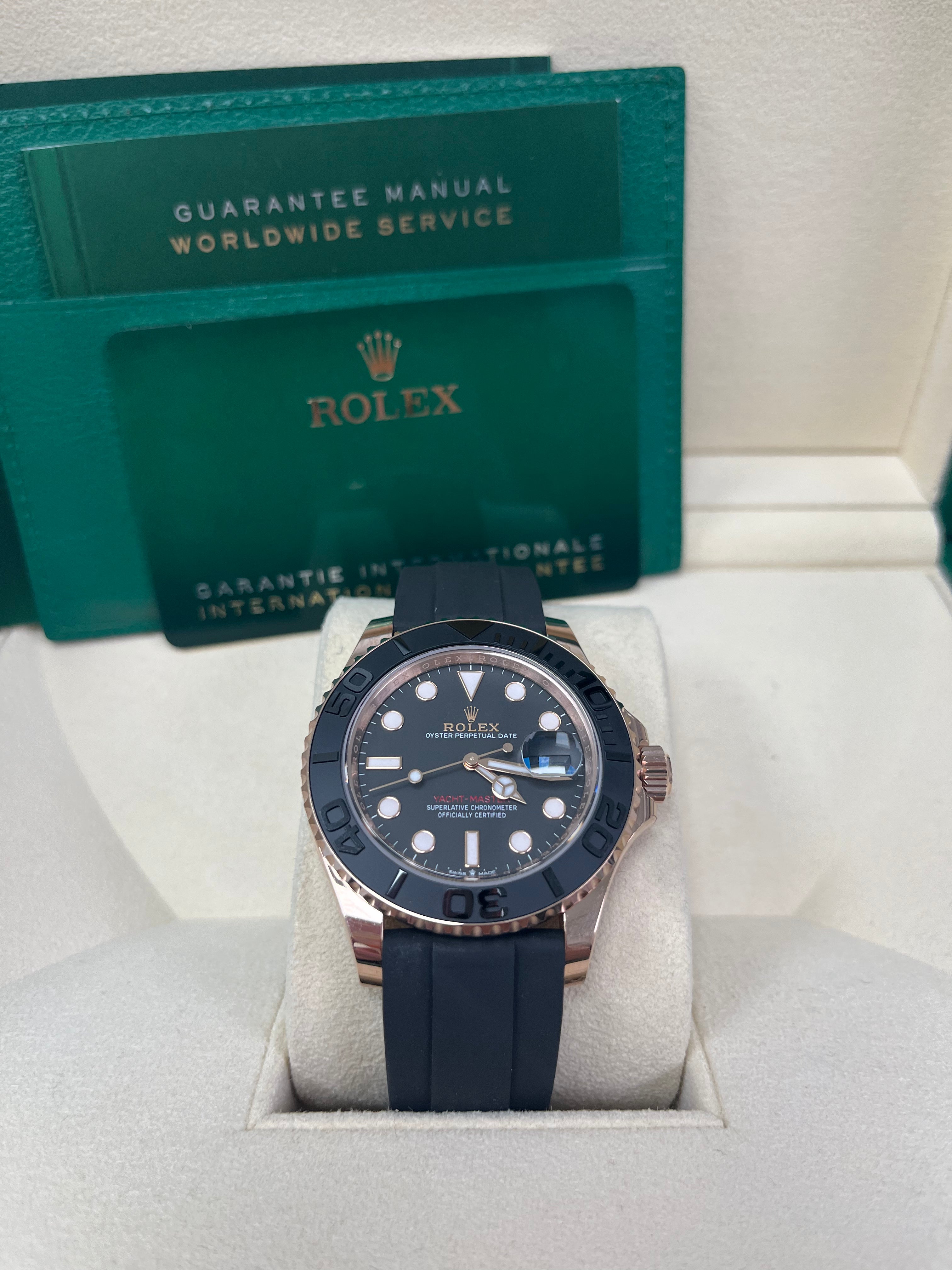 Rolex Yacht Master 40mm Rose Gold Men's Watch with Black Dial & Oysterflex Strap (Ref# 126655) - Luxury Diving & Yachting Timepiece for Professionals