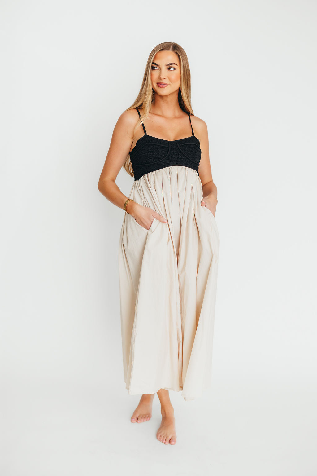 Minna 100% Cotton Maxi Dress for Women - Black & Natural Colors | Flowy Summer Beach Dress, Casual Boho Chic Outfit for Vacations & Outdoor Events