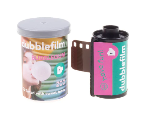 Dubblefilm Bubblegum 200 135 36 Color Film - 35mm Vintage Aesthetic Film for Creative Photography, Perfect for Portraits, Street & Travel Shots
