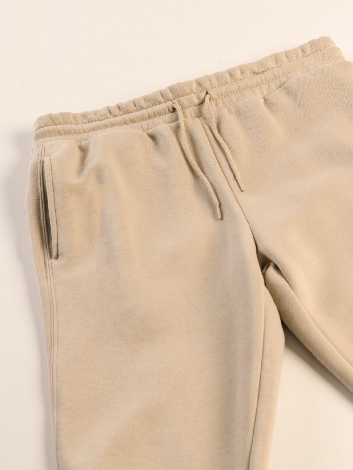 Converse Embroidered Star Chevron Pants - Stylish & Comfortable Casual Wear for Men & Women | Perfect for Streetwear, Everyday Outfits & Fashion Statements