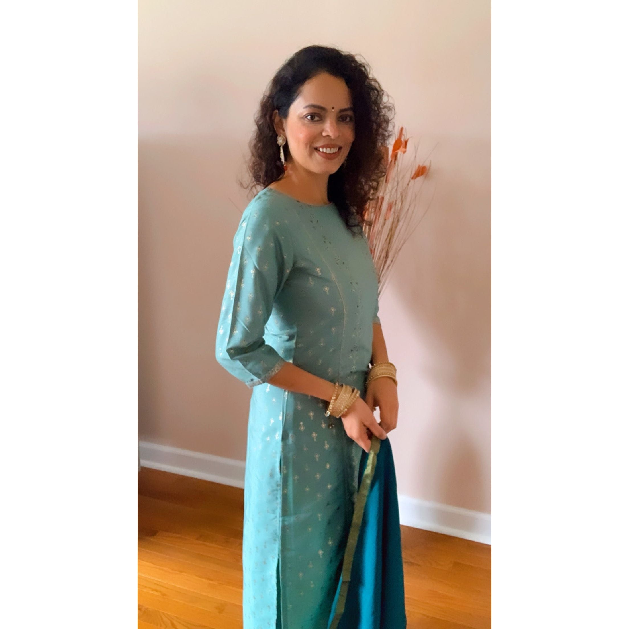 Elegant Silk Kurta Set for Women - Wedding & Party Wear Kurti Outfit - Perfect for Festivals, Bridal Showers & Special Occasions