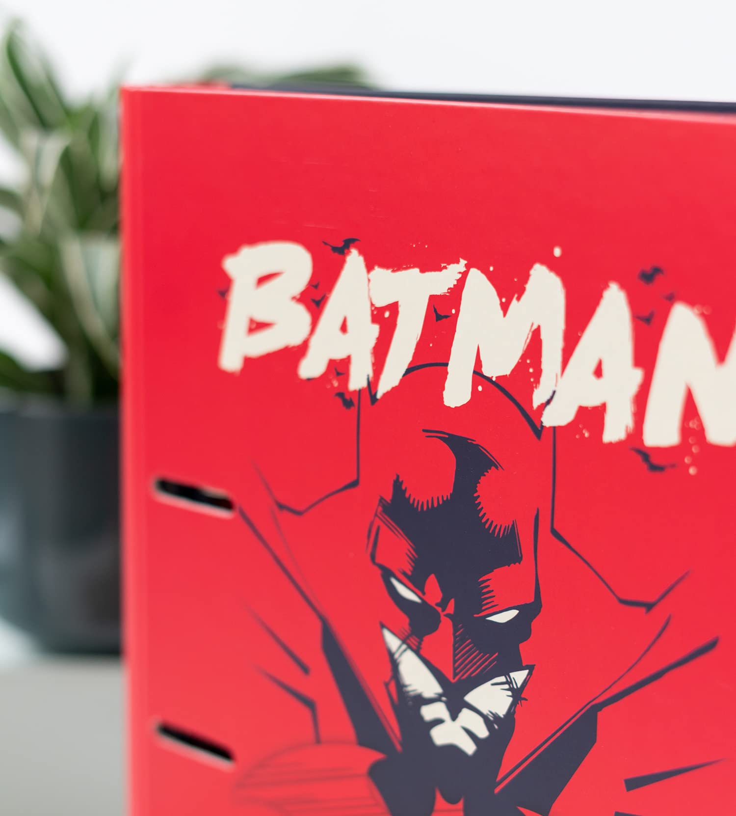 Batman 2 Ring Binder A4 Folder - 10.6 x 12.6 Inches (27 x 32 cm) Red - School Supplies, Office Organization, Comic Book Collectibles Storage