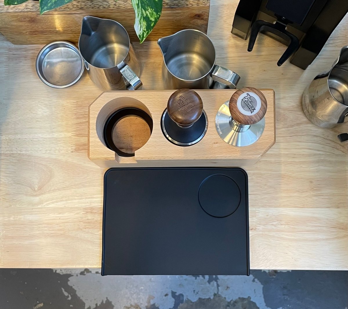 Premium Espresso Tamping Mat - Non-Slip Silicone Coffee Barista Tool for Home & Commercial Use - Perfect for Espresso Machines, Coffee Grinders & Barista Stations