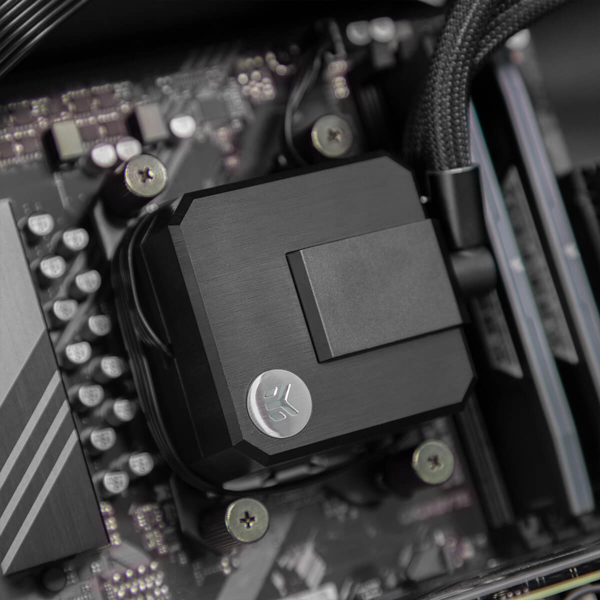 Banshee RTX 4070 SUPER Ryzen 7 7700 Gaming Desktop Computer - High Performance PC for 4K Gaming, Streaming & Content Creation