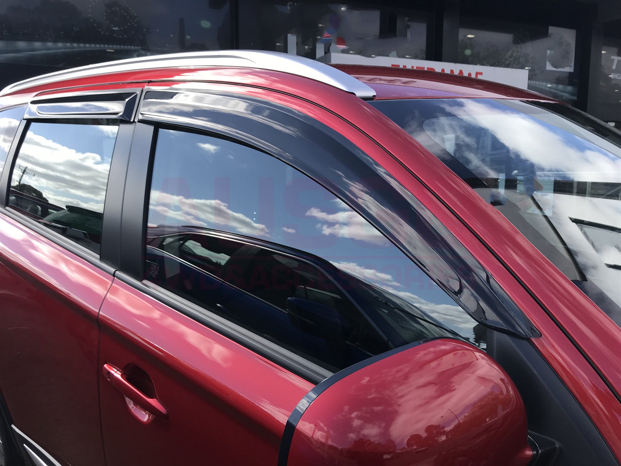 Premium All-Weather Car Covers for Mitsubishi Outlander 2012-2021 Models - Waterproof UV Protection for Outdoor Parking & Vehicle Storage