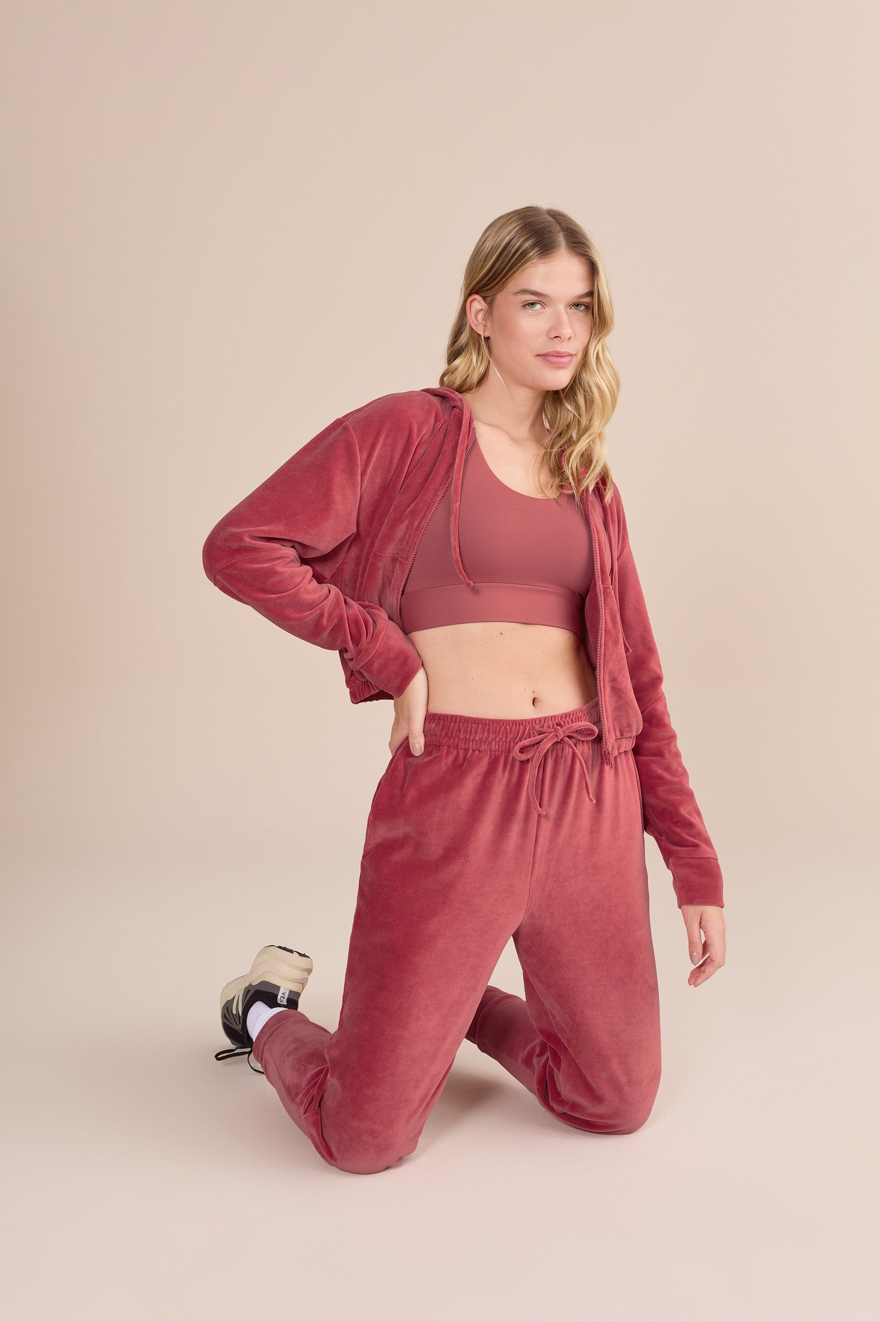Stylish Frosty Loose Pants for Women - Comfortable Casual Wear for Yoga, Lounge & Home - Trendy Winter Fashion Pants