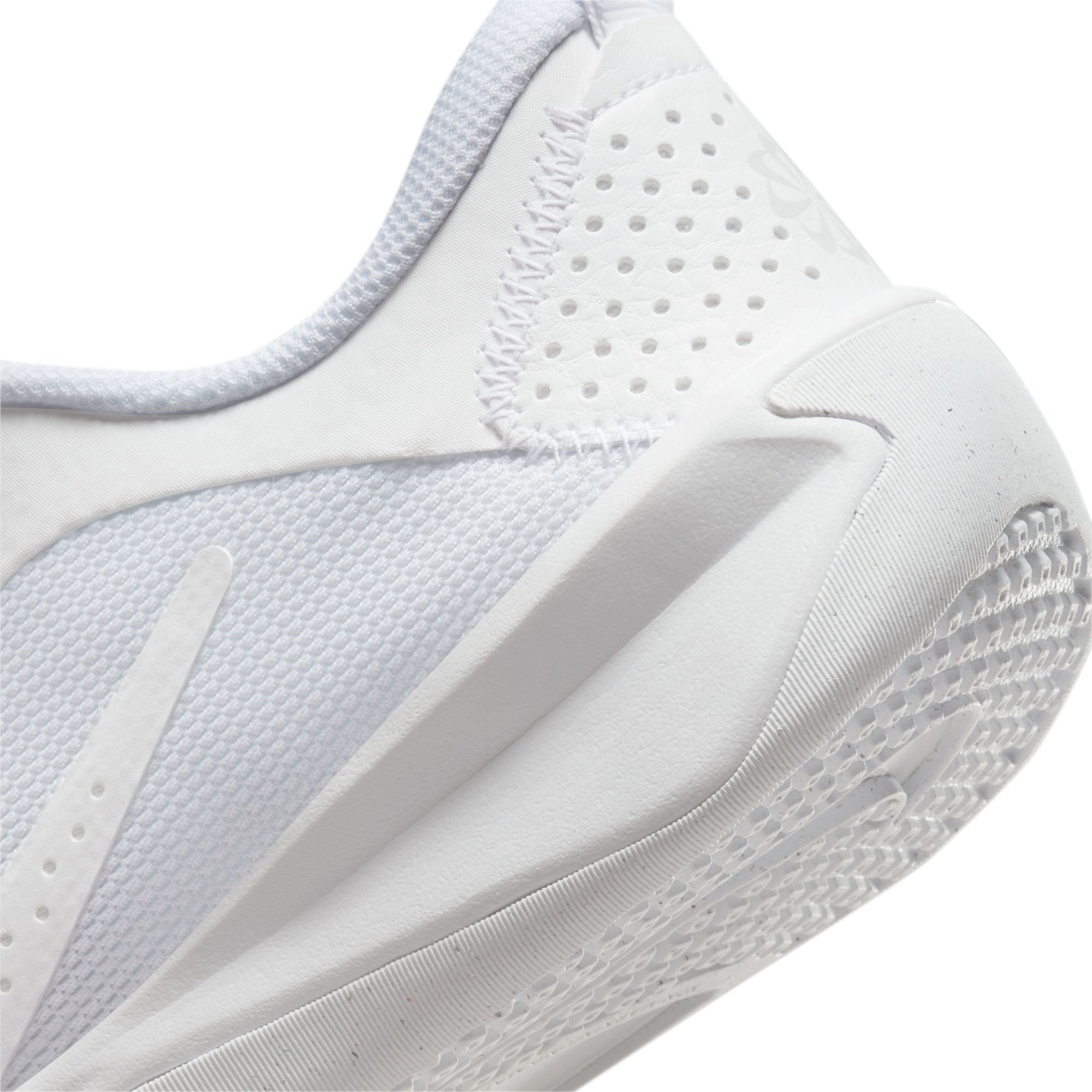 Nike Youth Omni Multi Court Shoes for Girls - Lightweight Tennis & Volleyball Sneakers for Kids - Perfect for School Sports & Outdoor Play