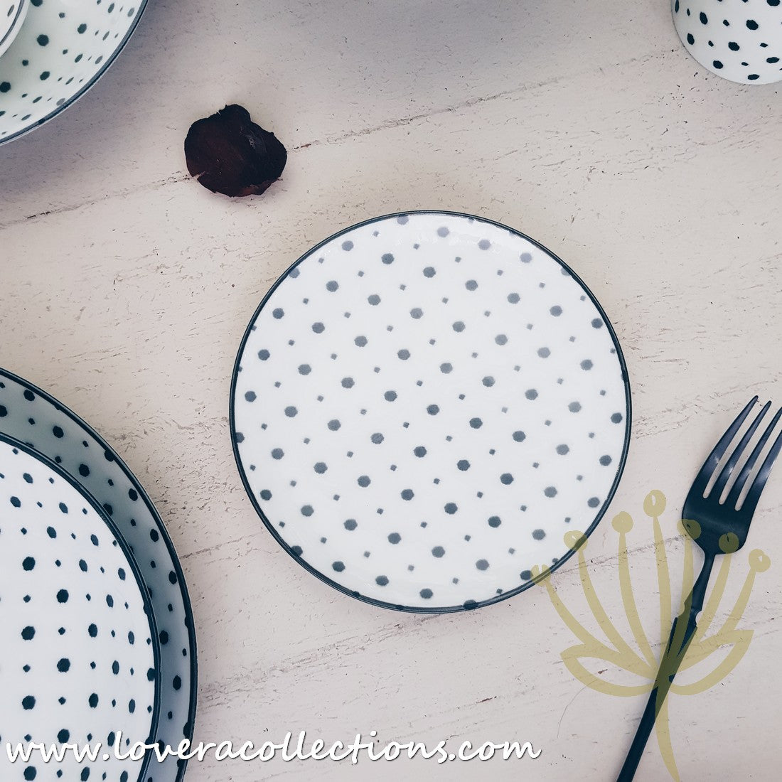 Awasaka Black & White Modern Dots Dinnerware Set - 12-Piece Porcelain Plates & Bowls for Stylish Dining - Perfect for Dinner Parties, Restaurant-Style Meals & Home Decor
