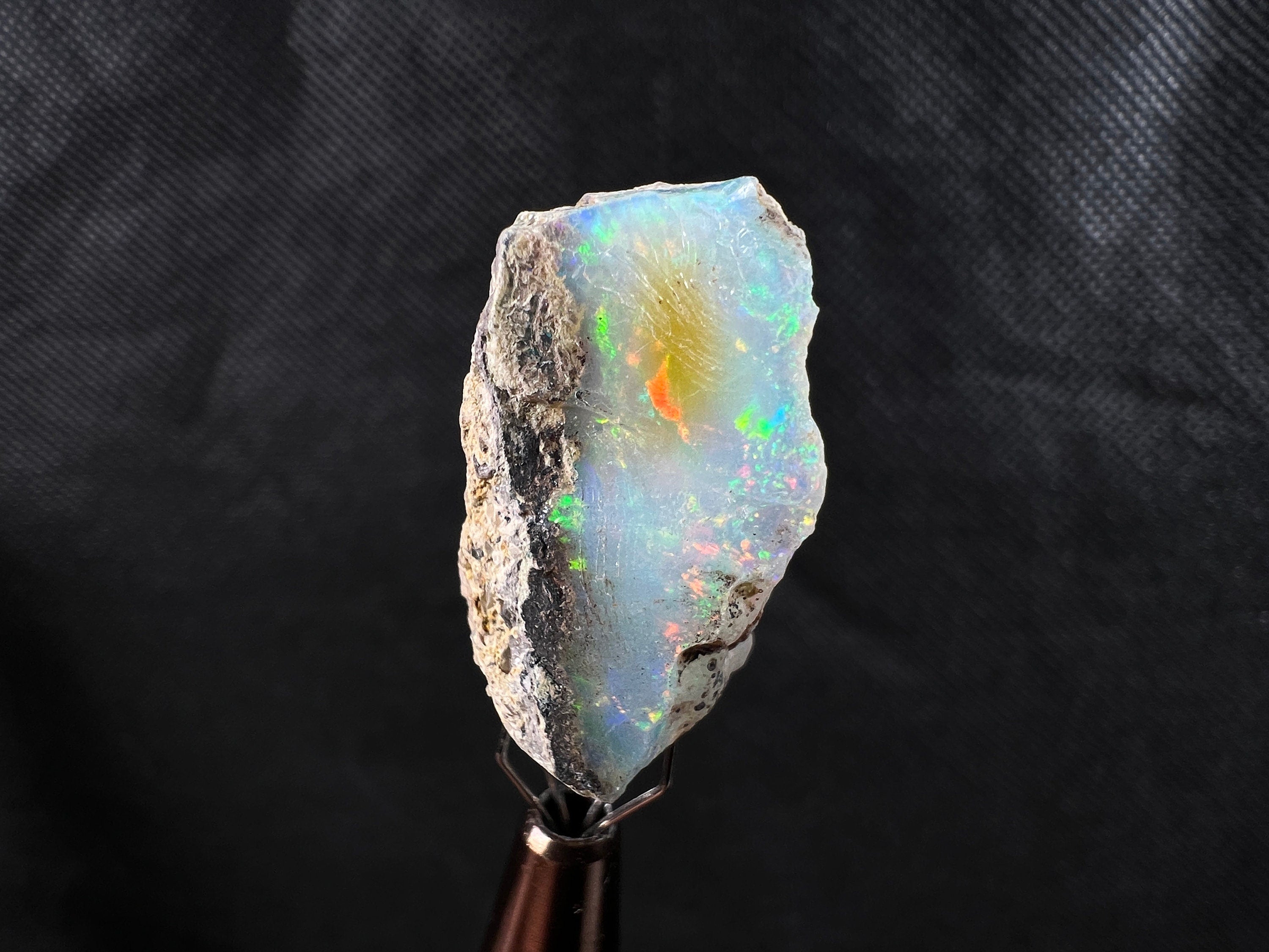 Premium 4A+ Welo Opal Raw Crystal - Natural Cutting Grade Opal, October Birthstone for Jewelry Making & Gemstone Collectors (49929) - Perfect for DIY Jewelry, Healing Crystals & Unique Gifts