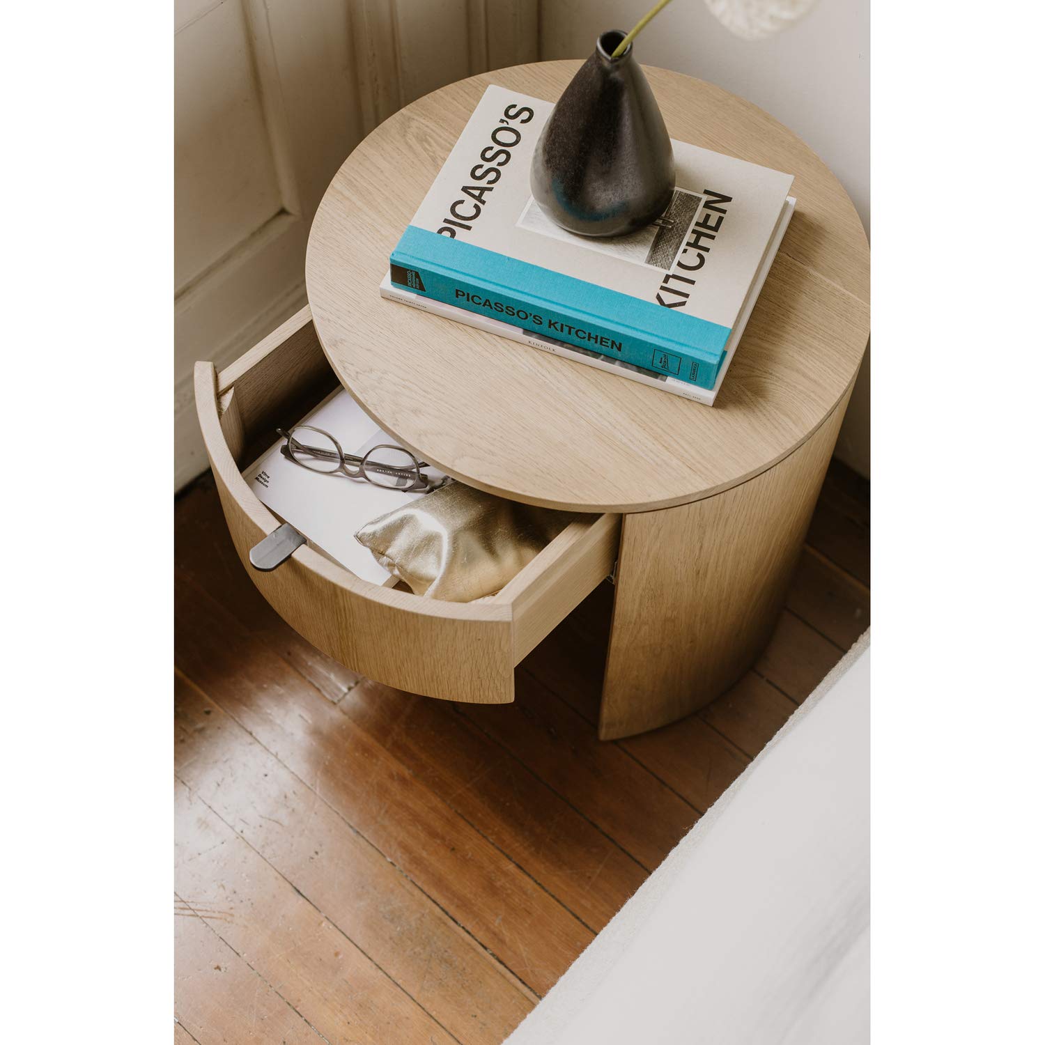 Moe's Home Collection Theo Nightstand - Modern Bedside Table with Drawer for Bedroom, Living Room & Office - Stylish & Functional Storage Solution