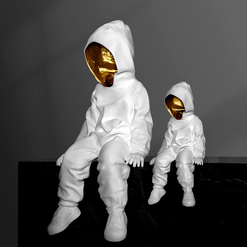 Authentic Astronaut Figurine for Kitchen Decor - Perfect Gift for Space Enthusiasts & Sci-Fi Lovers | Ideal for Home, Office, or Themed Parties