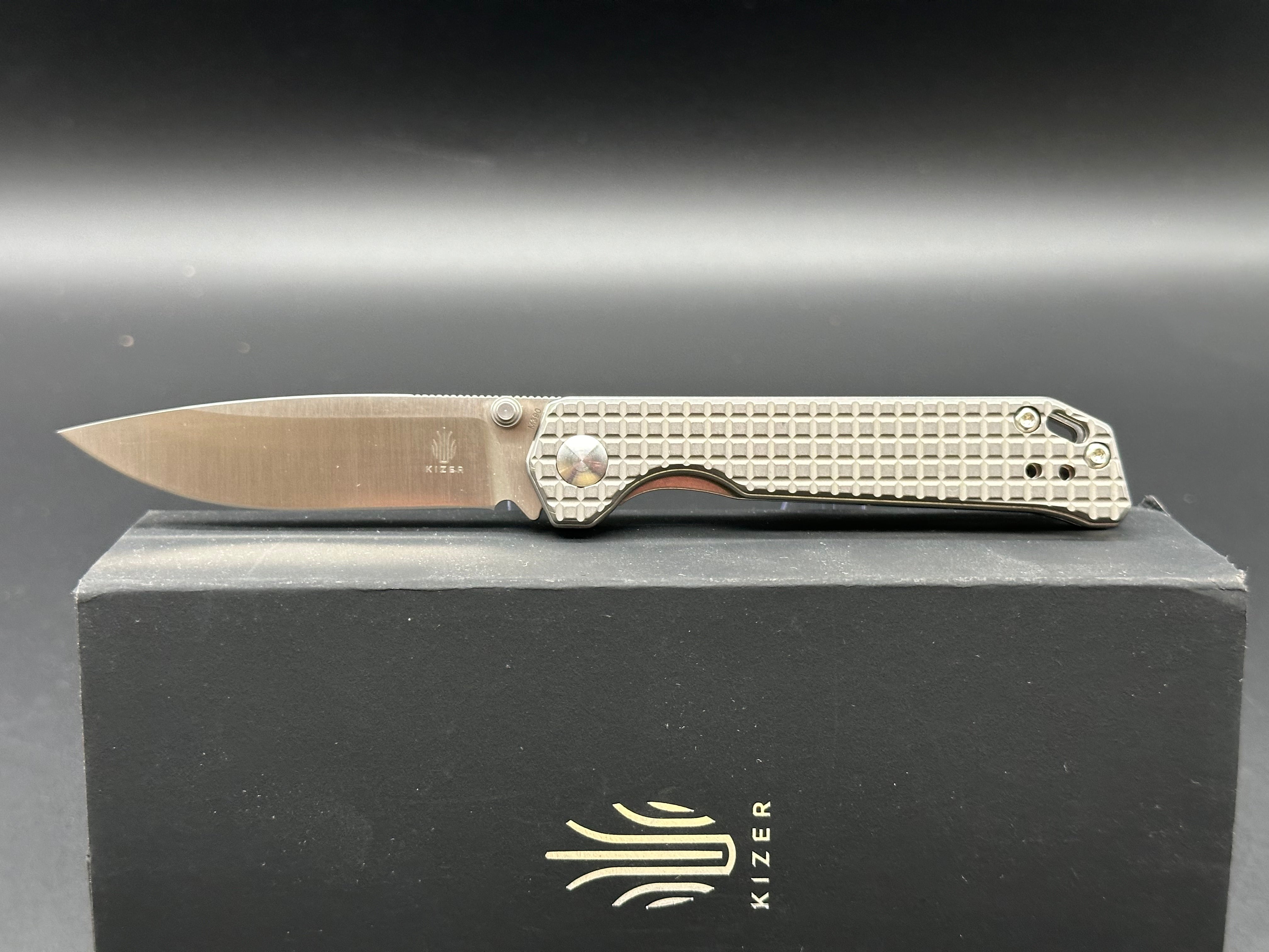 Kizer Begleiter Mini Titanium Frame Lock Pocket Knife with M390 Blade - EDC, Outdoor, Camping & Survival Gear