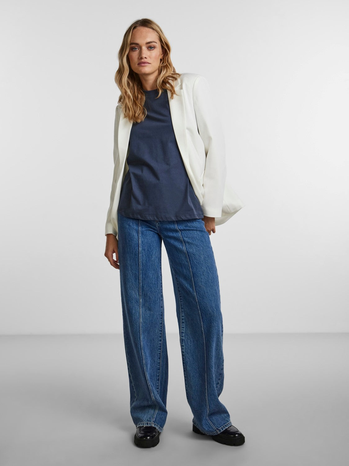Amelia Oversized Blazer for Women - Trendy Cloud Dancer Jacket with Long Sleeves & Pockets | Perfect for Office, Business Casual & Fall Outfits