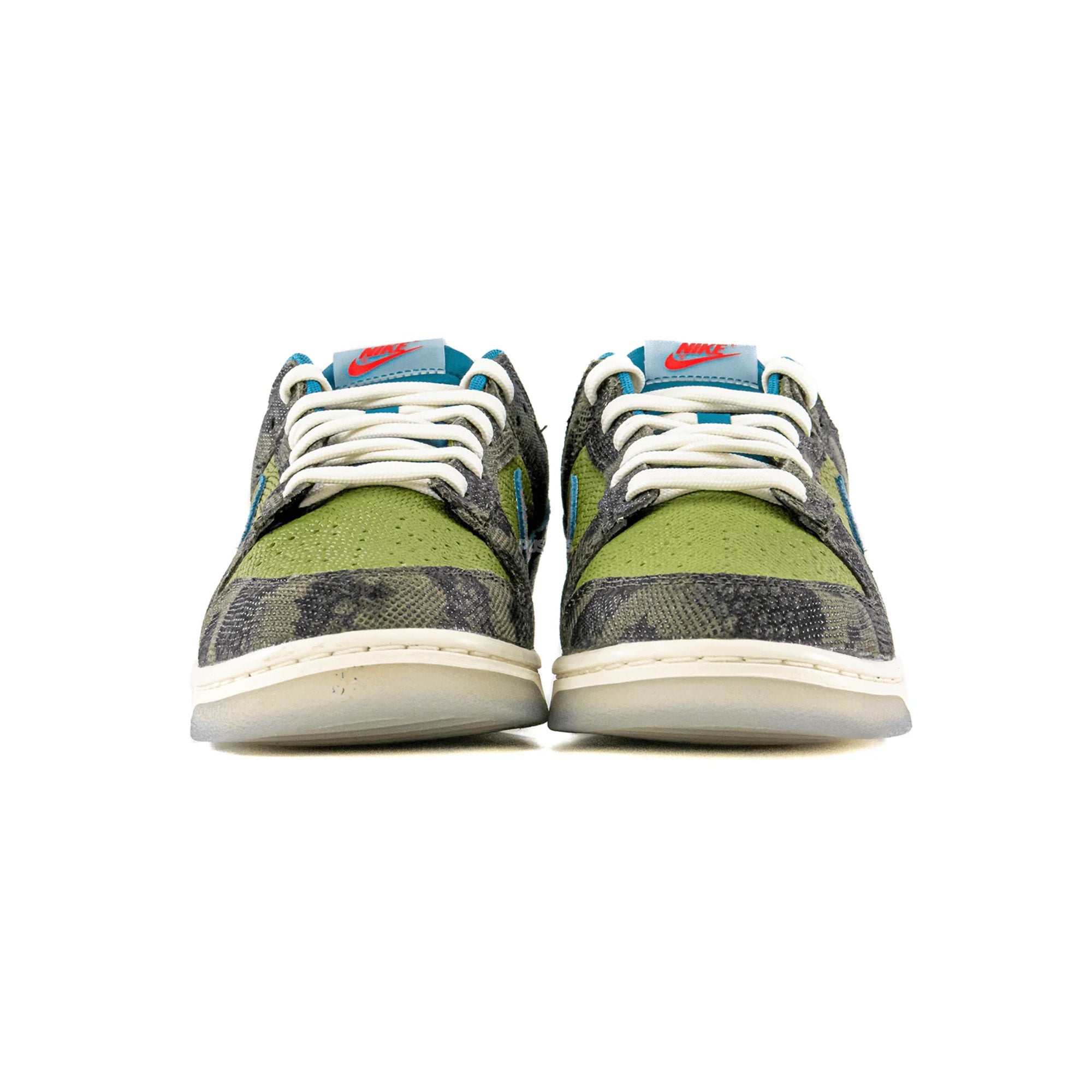 Nike Dunk Low 'Siempre Familia' Sneakers (2021) - Men's Basketball Shoes for Casual Wear & Street Style