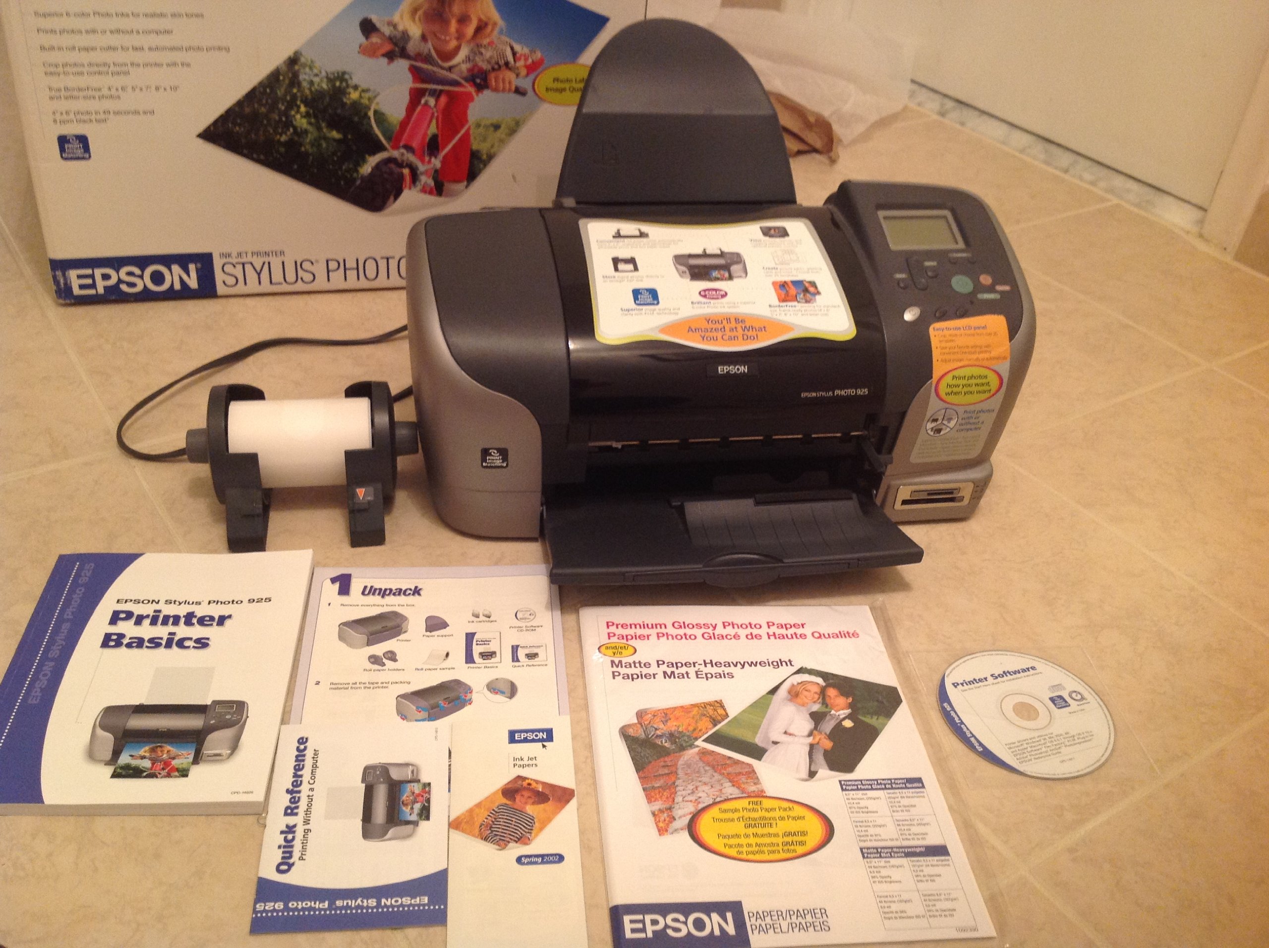 Epson Stylus Photo 925 High-Quality Photo Printer - Professional Inkjet Printing for Home & Office, Perfect for Photography Enthusiasts & Small Businesses