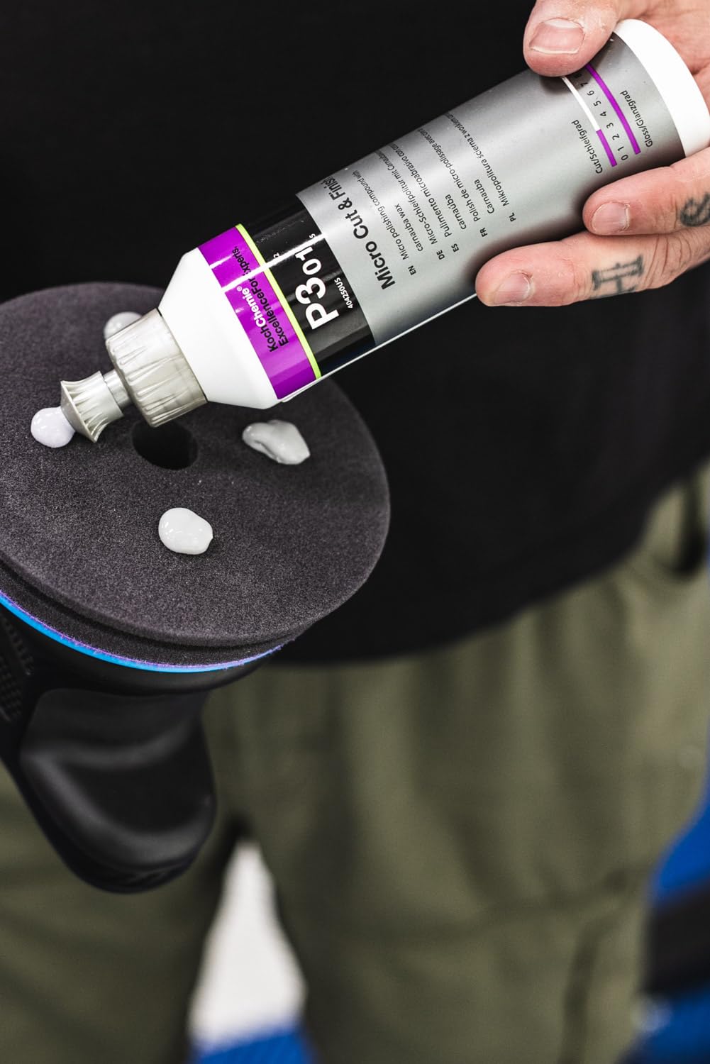 Koch-Chemie Micro Cut & Finish Polishing Compound with Carnauba Wax - 5L Professional Car Detailing Polish for Holograms, Fine Scratches & Sanding Marks Removal - Long-Term Sealing & Protection - Ideal for Auto Body Shops & DIY Car Enthusiasts