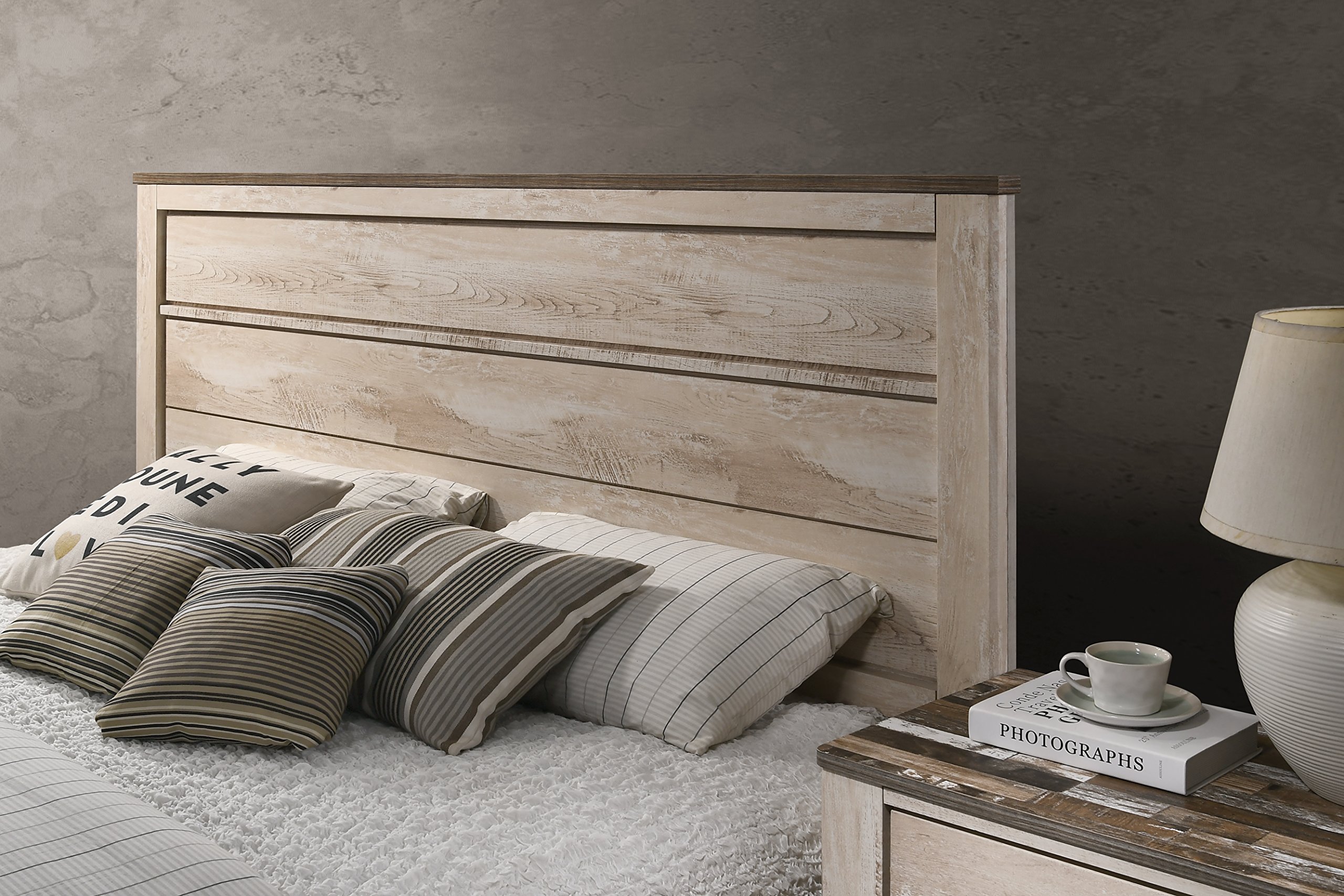 Roundhill Furniture Imerland Contemporary White Wash Finish 4-Piece Bedroom Set - Queen Size Bed, Nightstand, Dresser & Mirror - Modern Farmhouse Style for Cozy Bedroom Decor