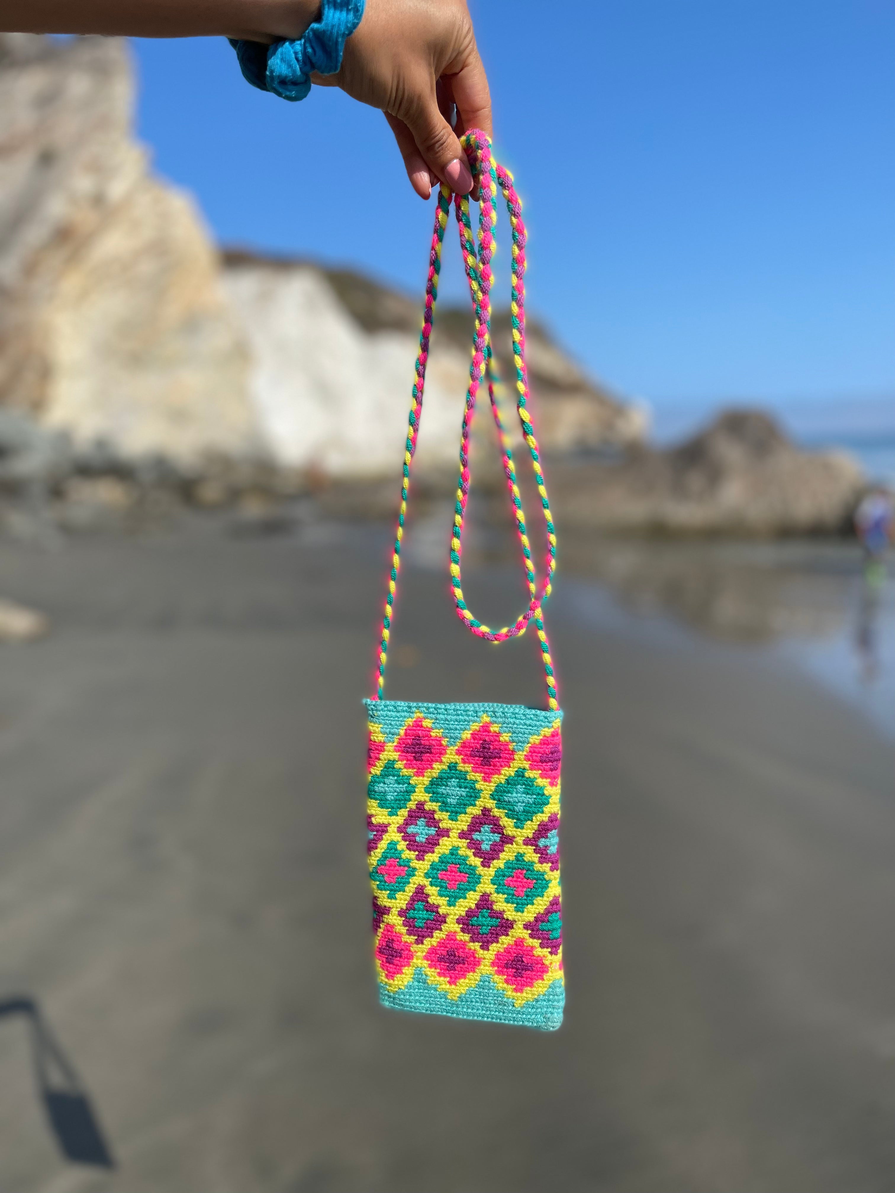 Crochet Crossbody Phone Purse - Stylish & Handmade Phone Bag for Women - Perfect for Shopping, Travel & Everyday Use